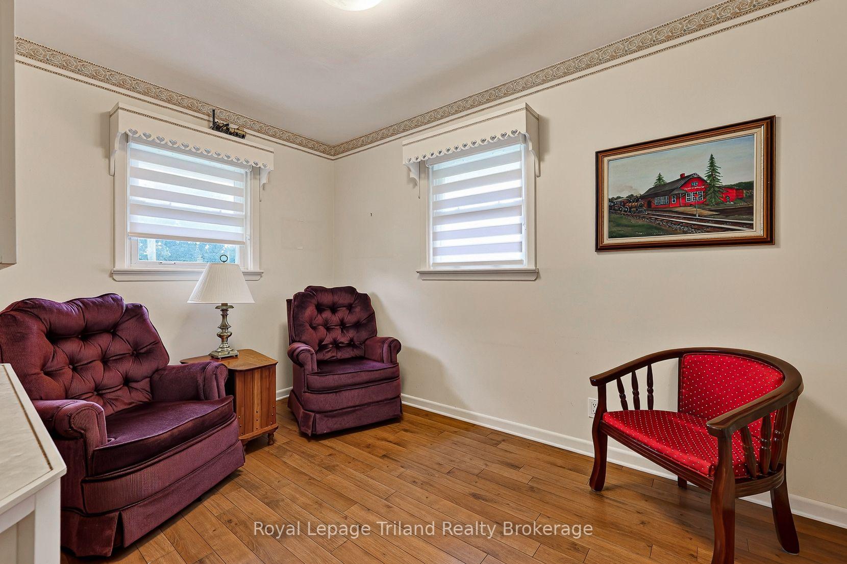 Photo 23 of 232 Washington Street, Zorra, Thamesford — HOMEH