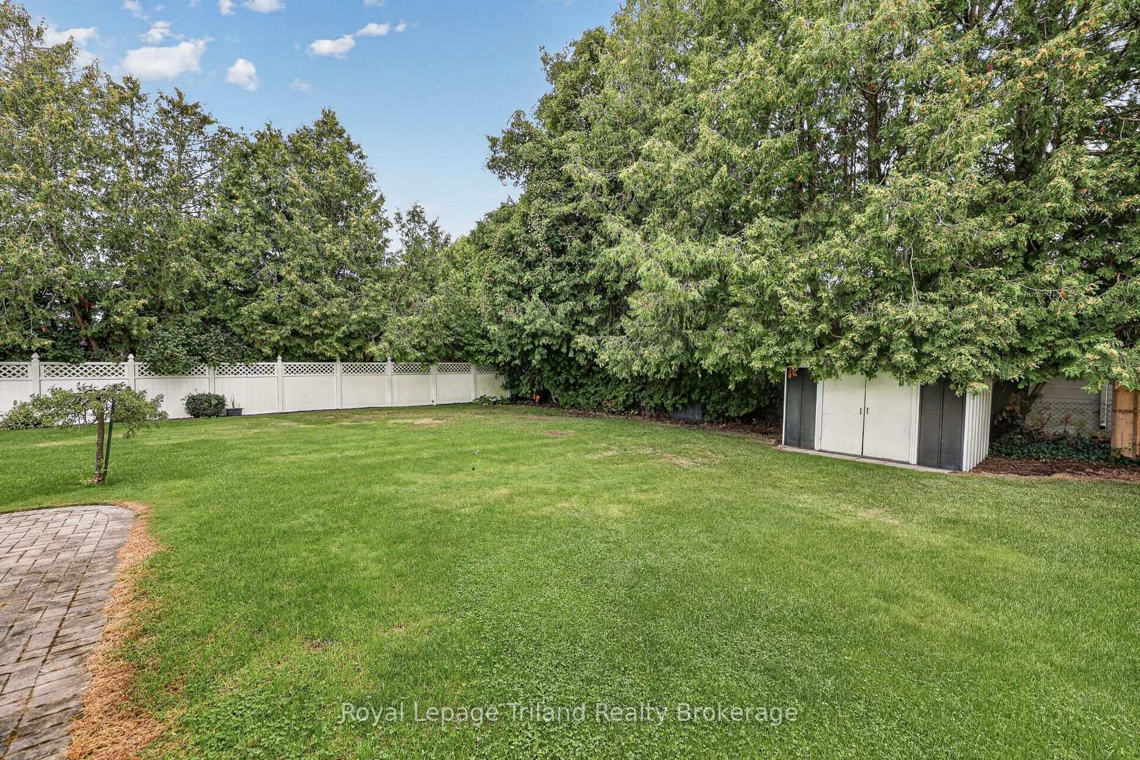 Photo 42 of 232 Washington Street, Zorra, Thamesford — HOMEH