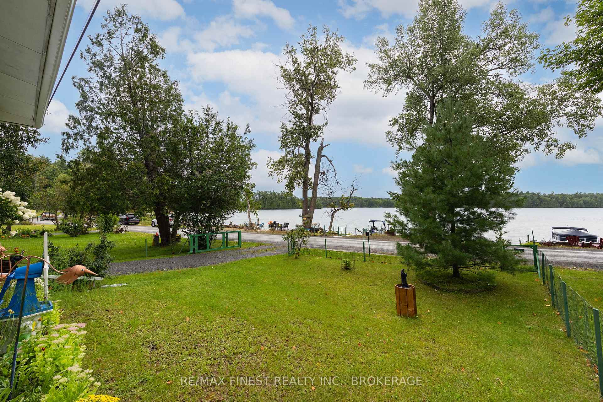 Photo 3 of 1263 White Lake Road, Frontenac, Frontenac South — HOMEH
