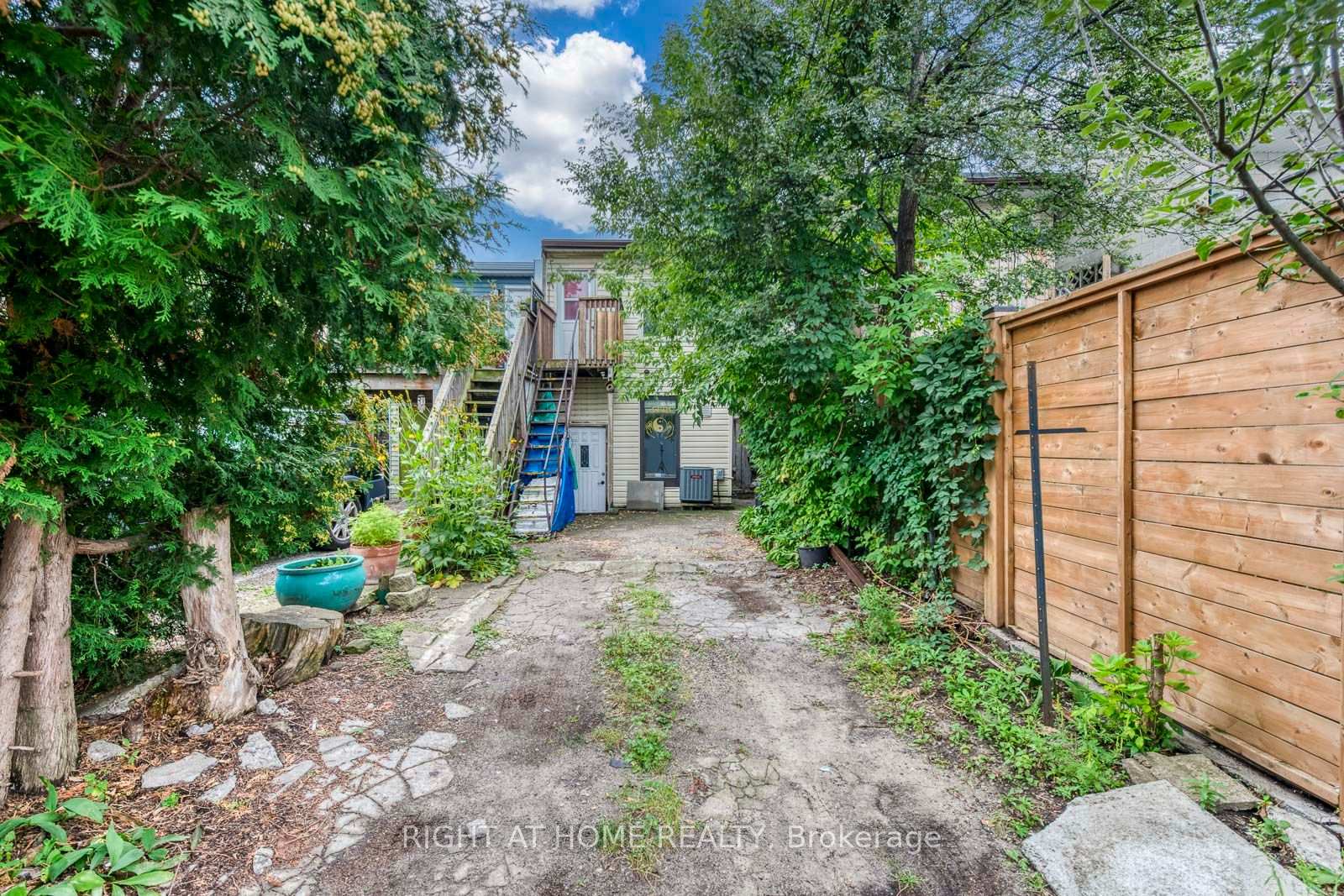 Photo 26 of Unit A, 3146 Dundas St Street, Toronto, Junction Area — HOMEH