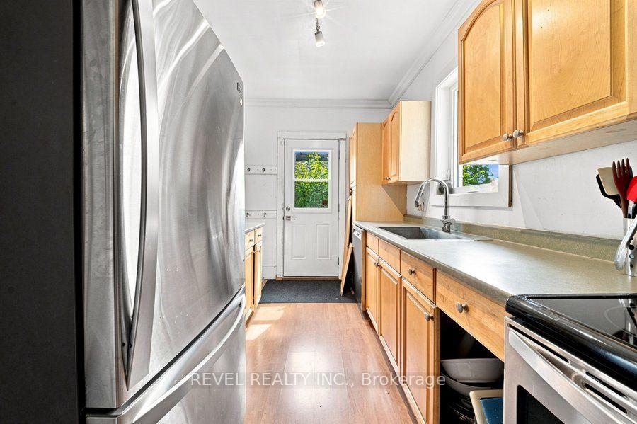Photo 19 of 26 Abigail Avenue, Brantford, Holmesdale-Lansdowne — HOMEH