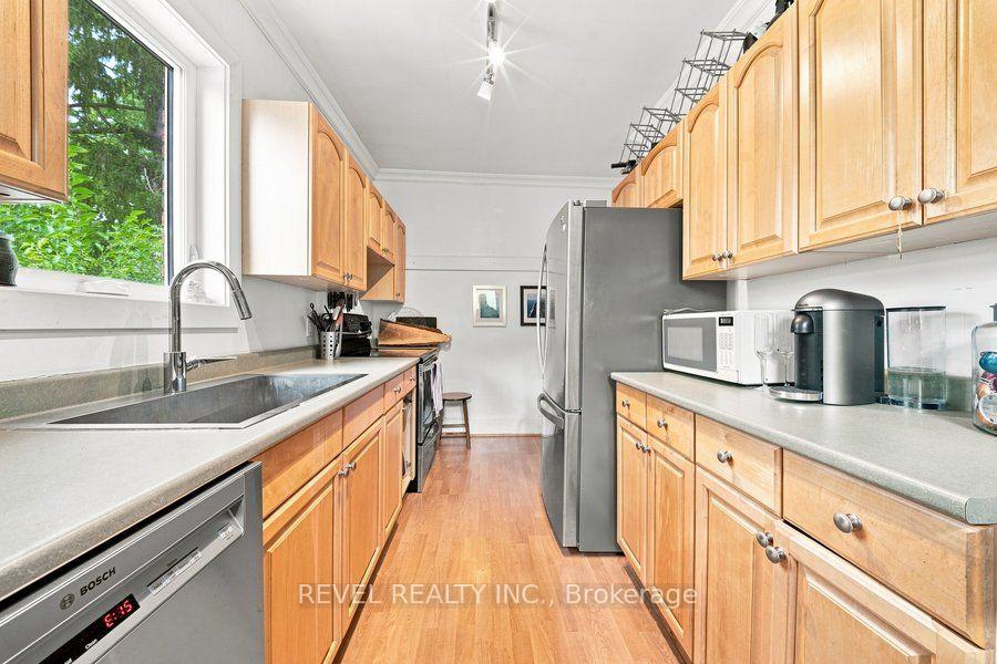 Photo 21 of 26 Abigail Avenue, Brantford, Holmesdale-Lansdowne — HOMEH