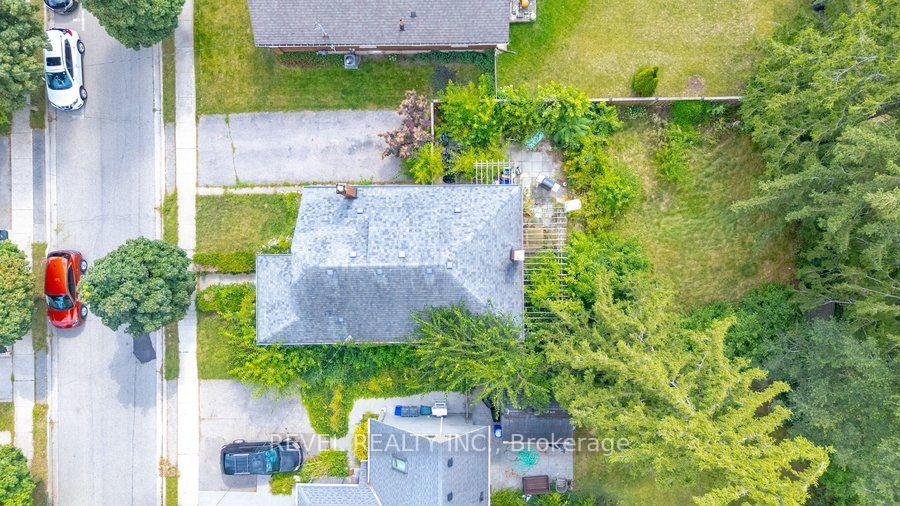 Photo 33 of 26 Abigail Avenue, Brantford, Holmesdale-Lansdowne — HOMEH