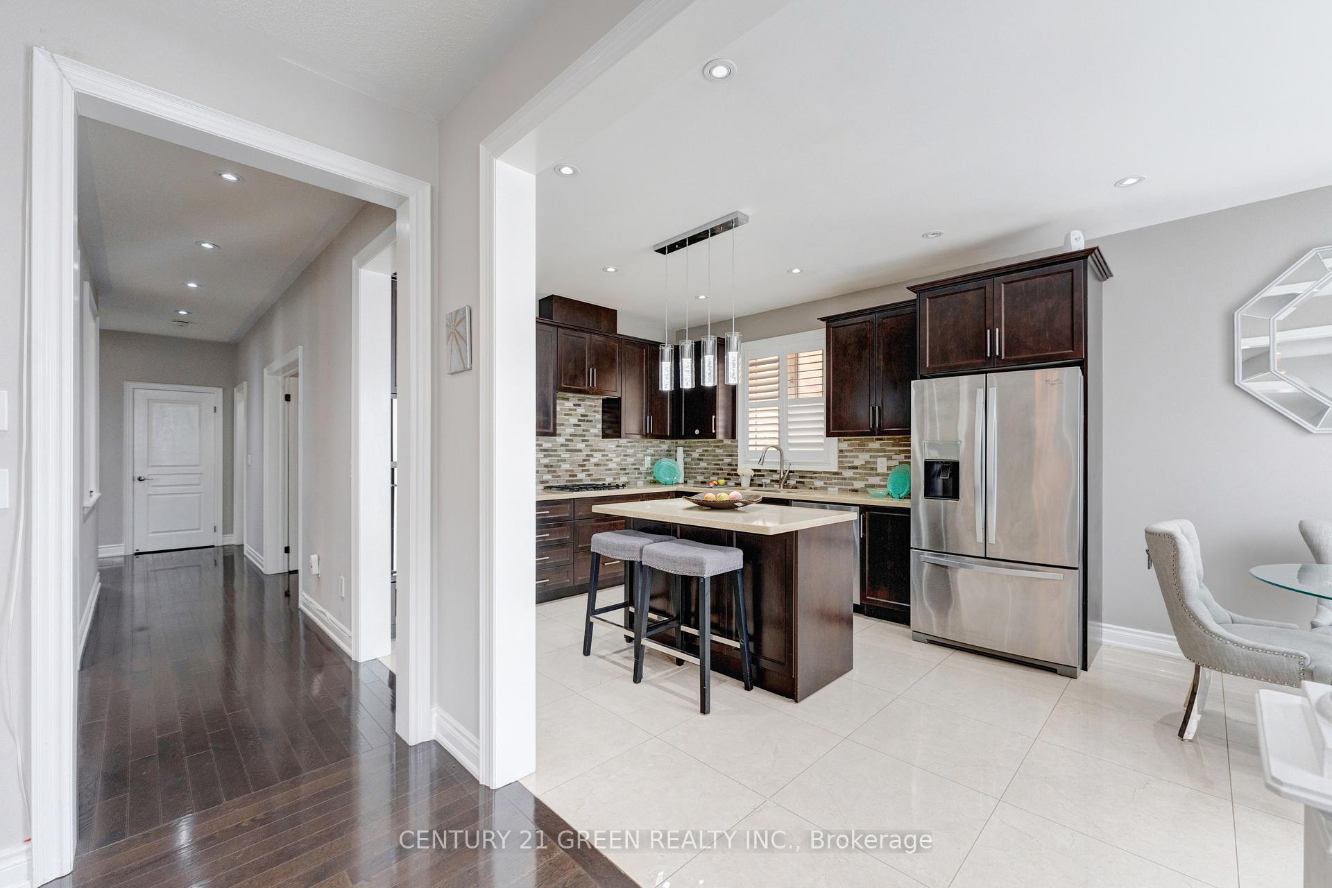 Photo 20 of 3 Lisson Crescent, Brampton, Credit Valley — HOMEH