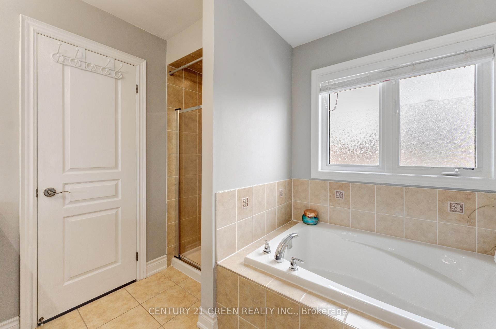 Photo 36 of 3 Lisson Crescent, Brampton, Credit Valley — HOMEH