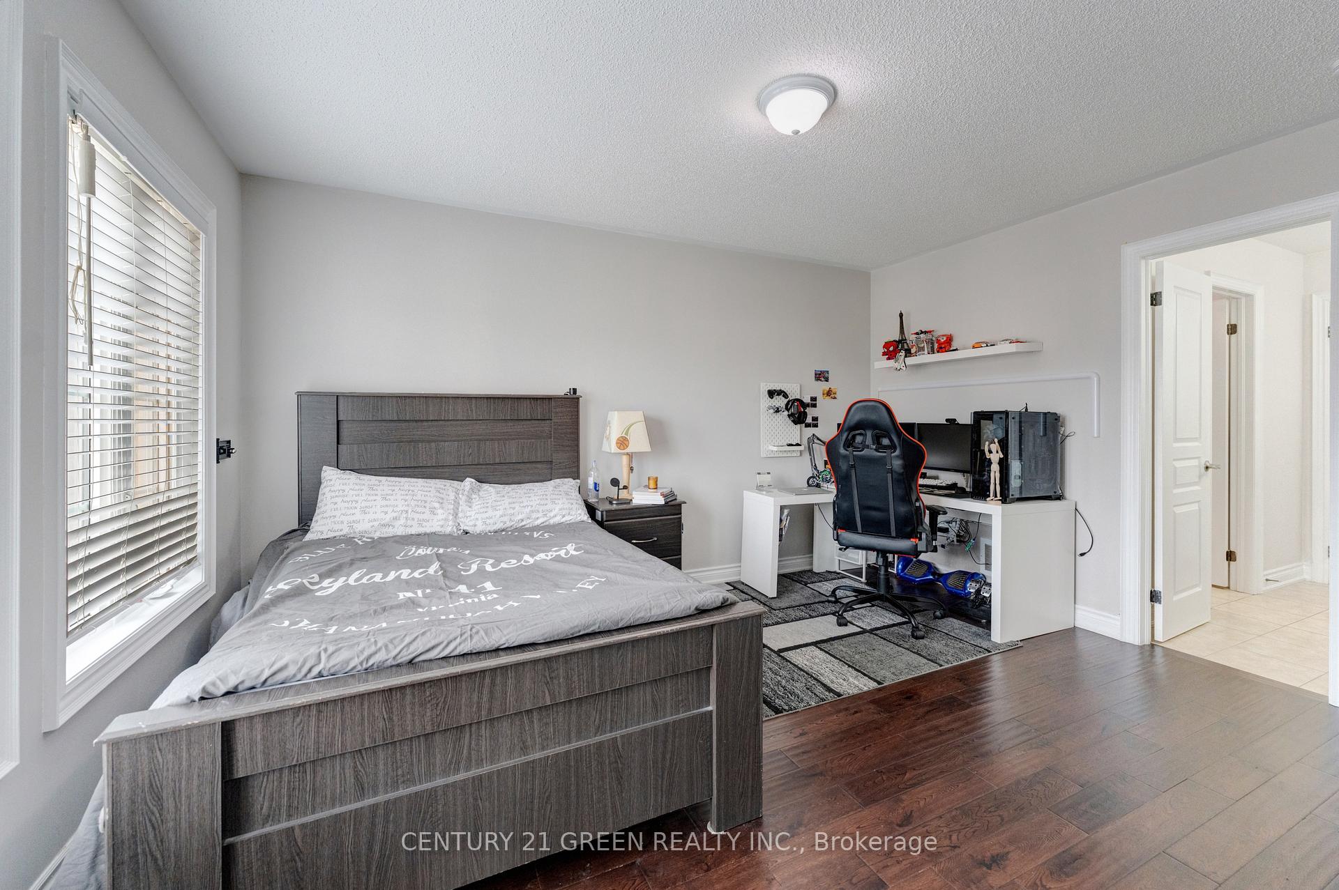 Photo 38 of 3 Lisson Crescent, Brampton, Credit Valley — HOMEH