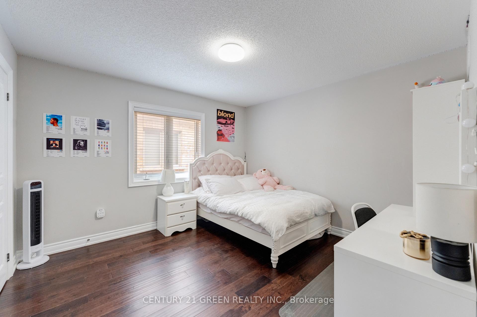 Photo 41 of 3 Lisson Crescent, Brampton, Credit Valley — HOMEH