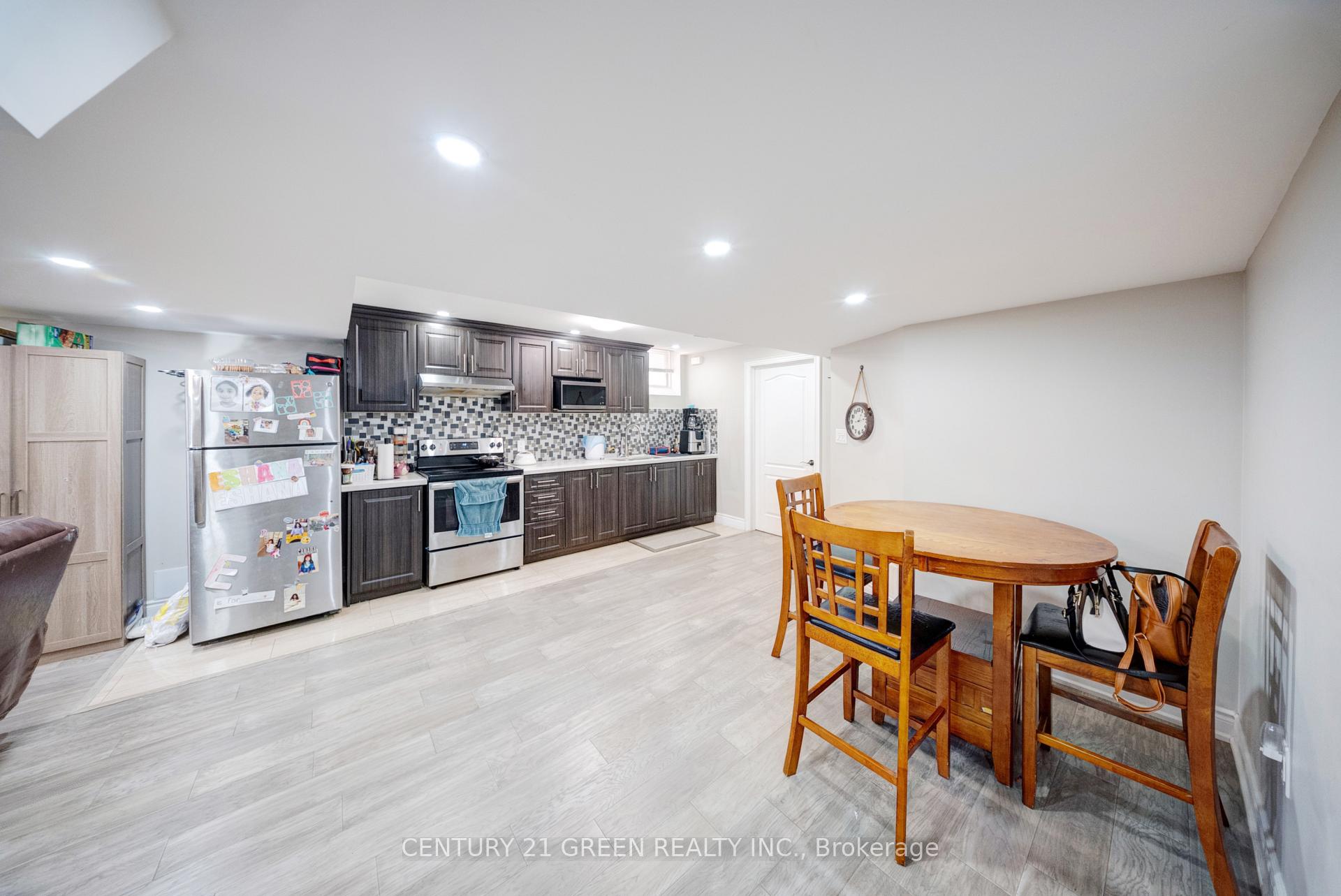 Photo 46 of 3 Lisson Crescent, Brampton, Credit Valley — HOMEH
