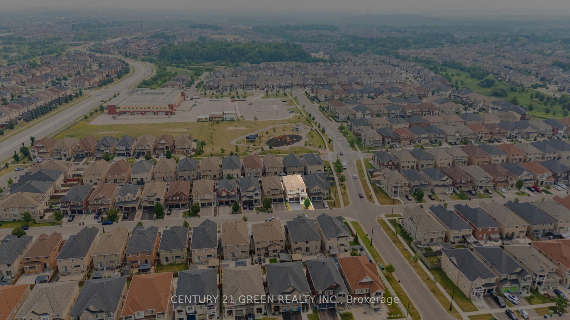 Photo 51 of 3 Lisson Crescent, Brampton, Credit Valley — HOMEH