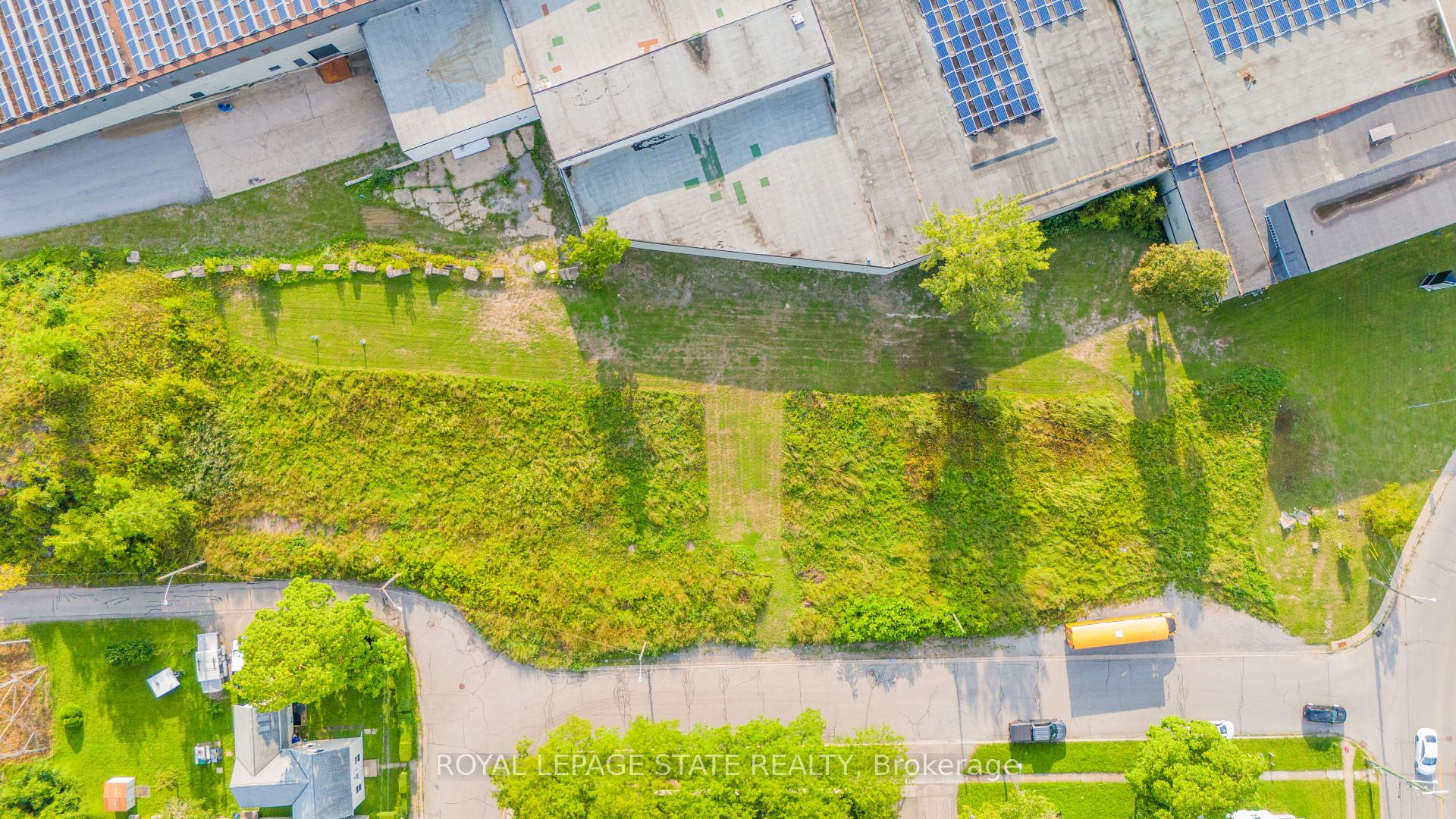 Photo 5 of 41 Oakdale Avenue, St. Catharines, Oakdale — HOMEH