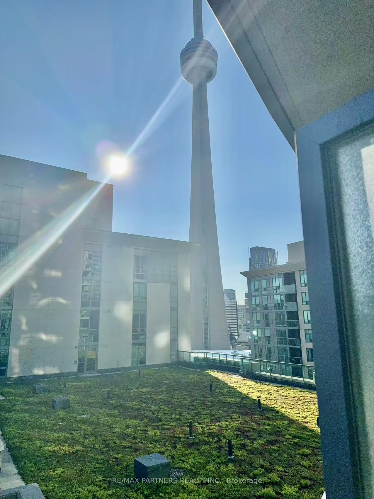 Photo 15 of Unit 1715, 19 Grand Trunk Crescent, Toronto, Waterfront Communities — HOMEH
