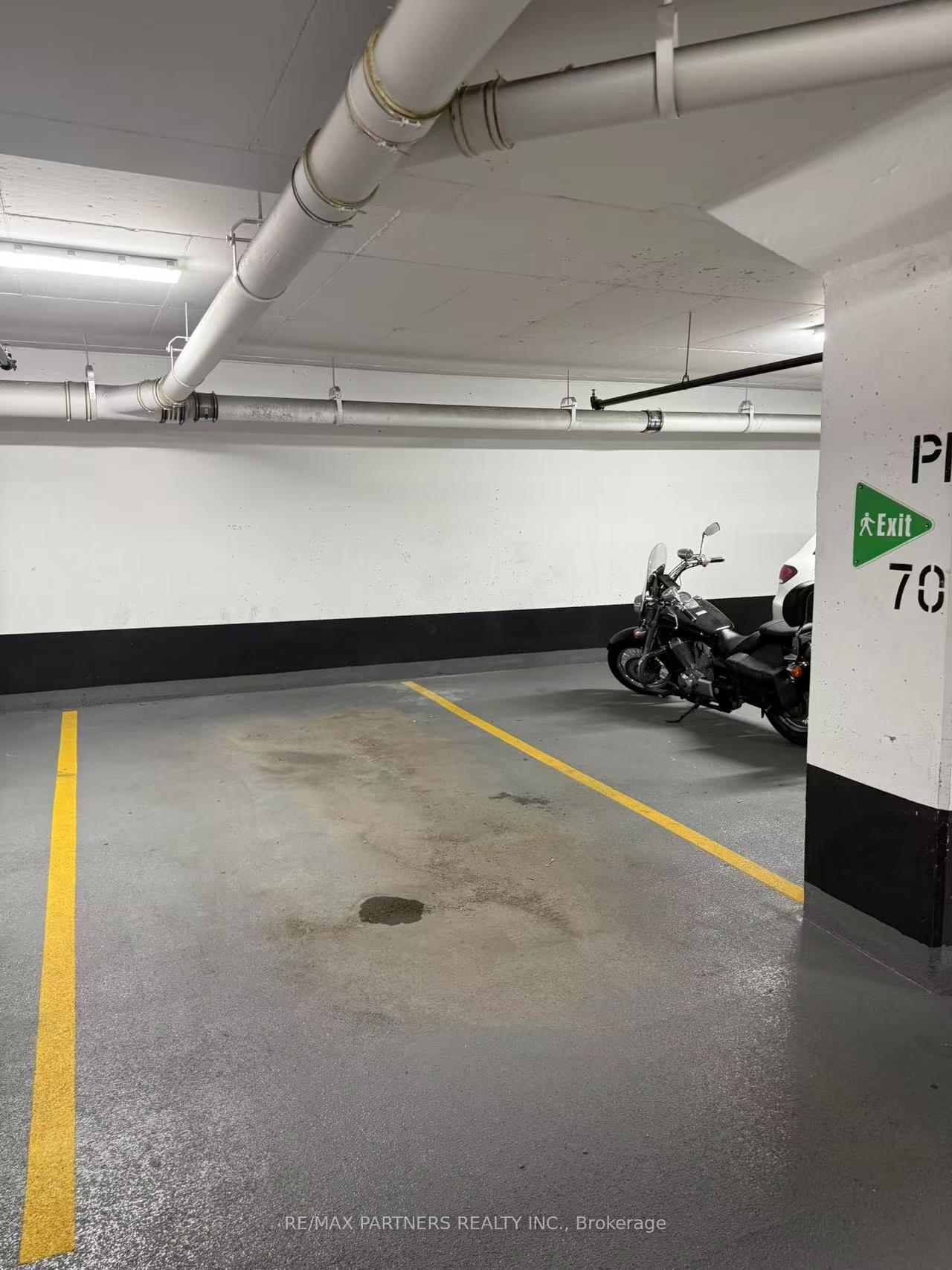 Photo 17 of Unit 1715, 19 Grand Trunk Crescent, Toronto, Waterfront Communities — HOMEH