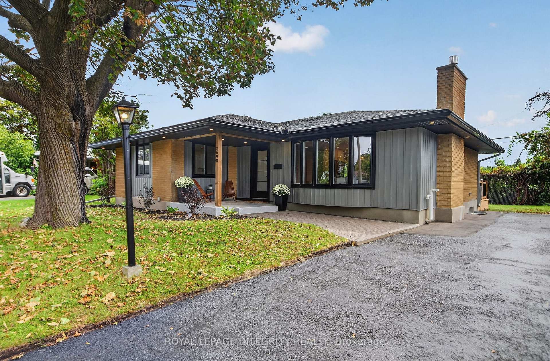 Photo 1 of 2698 Ulster Crescent, Ottawa, Riverside Park — HOMEH