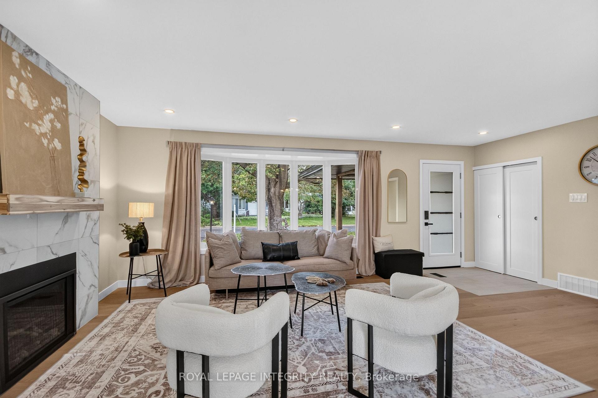 Photo 4 of 2698 Ulster Crescent, Ottawa, Riverside Park — HOMEH