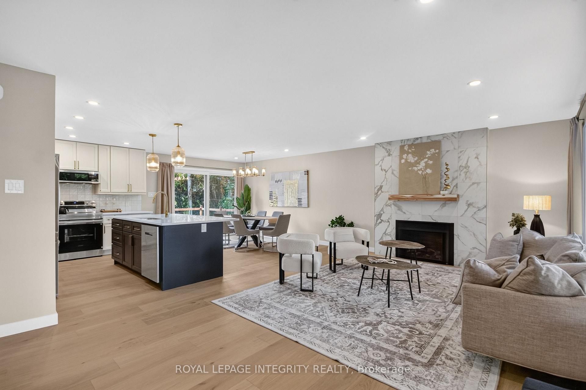 Photo 6 of 2698 Ulster Crescent, Ottawa, Riverside Park — HOMEH