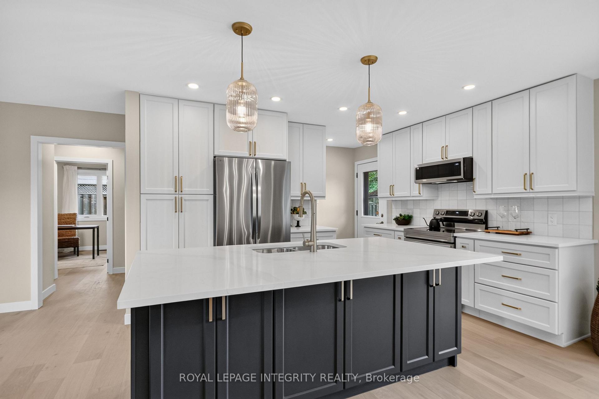Photo 11 of 2698 Ulster Crescent, Ottawa, Riverside Park — HOMEH