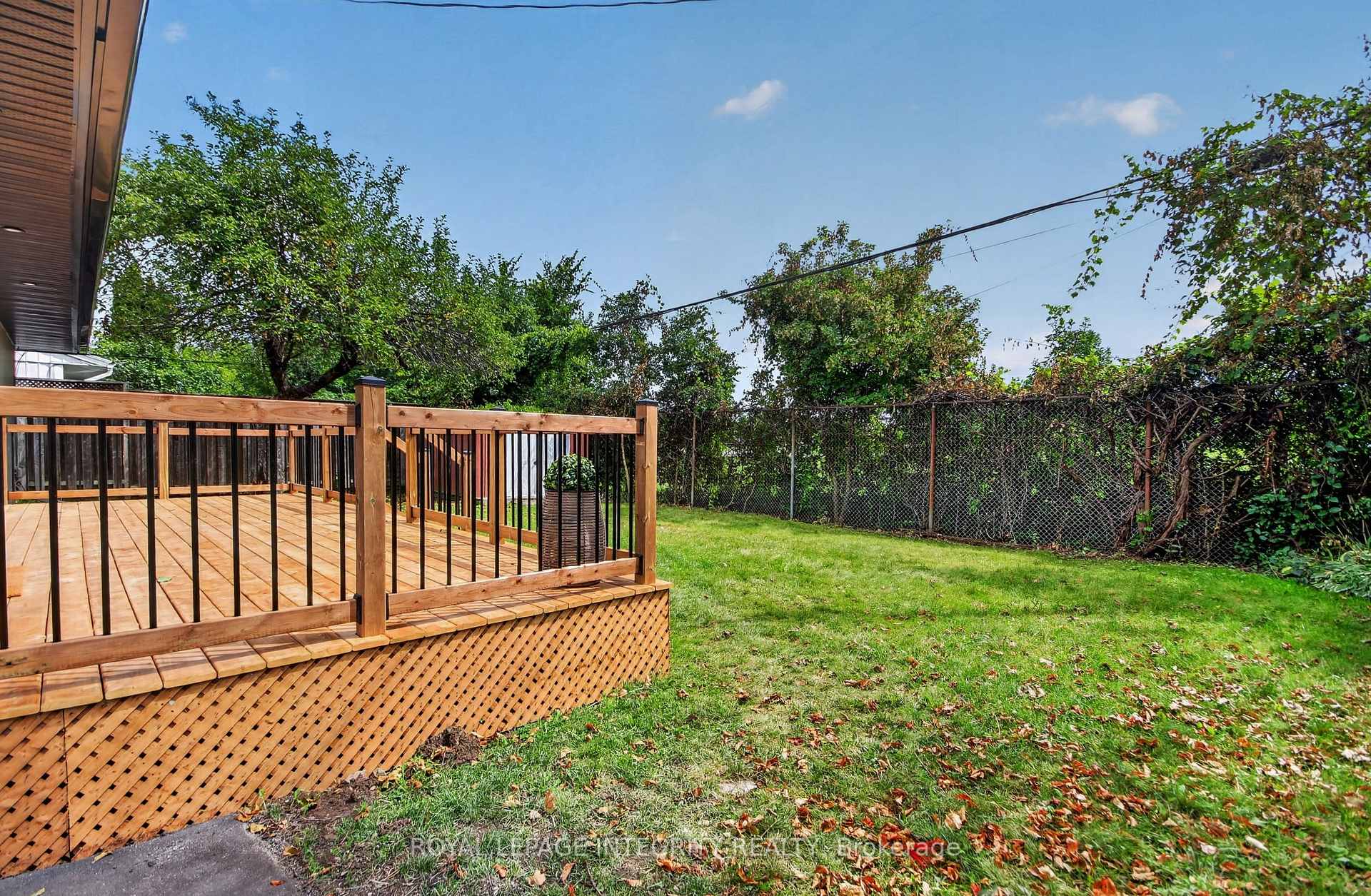 Photo 42 of 2698 Ulster Crescent, Ottawa, Riverside Park — HOMEH