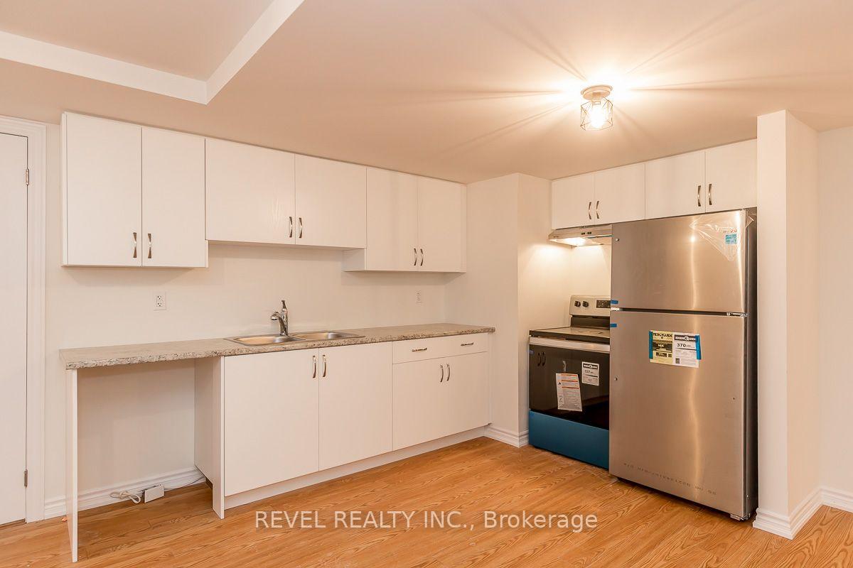 Photo 5 of Unit LOWER, 86 Nottingham Road, Barrie, Rural Barrie Southeast — HOMEH