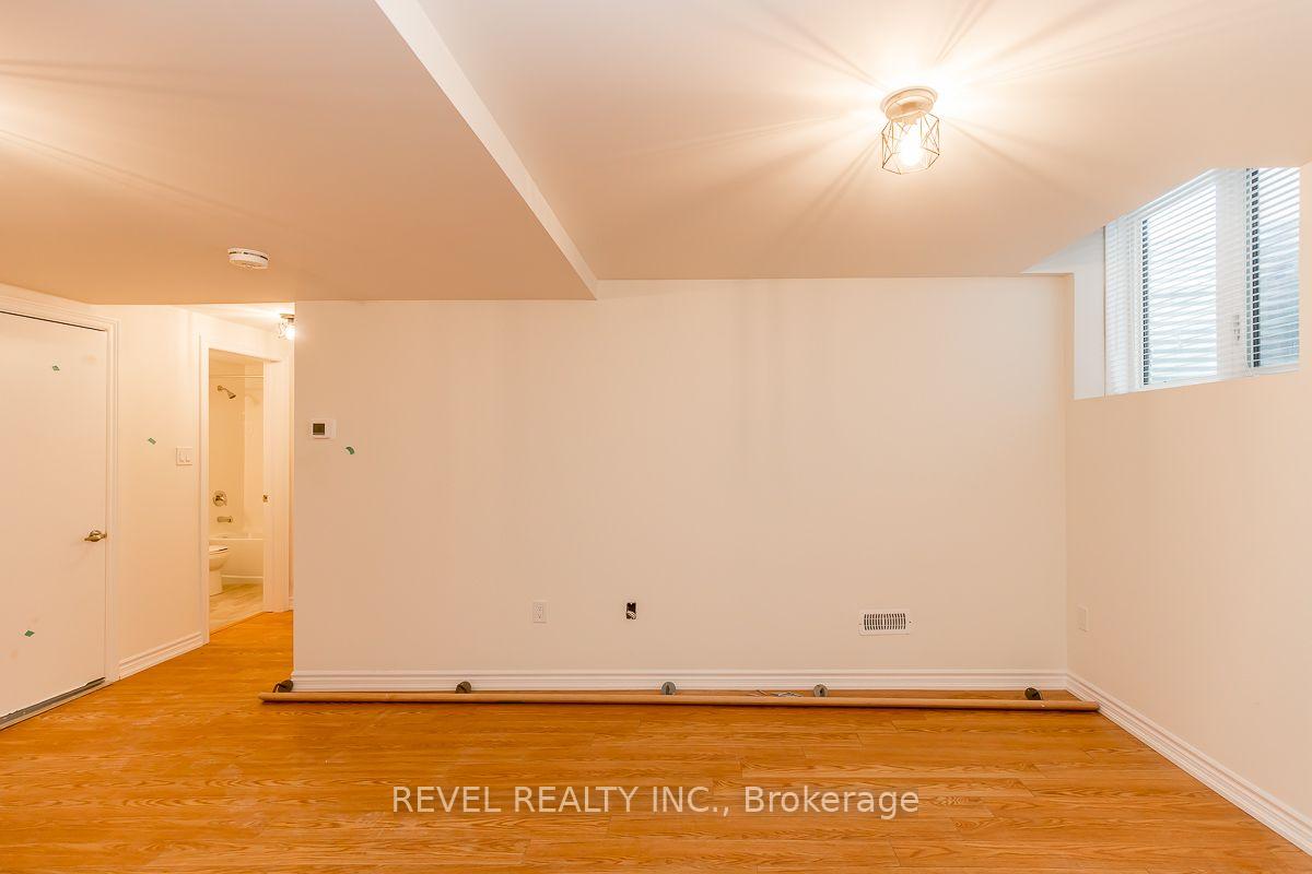 Photo 6 of Unit LOWER, 86 Nottingham Road, Barrie, Rural Barrie Southeast — HOMEH