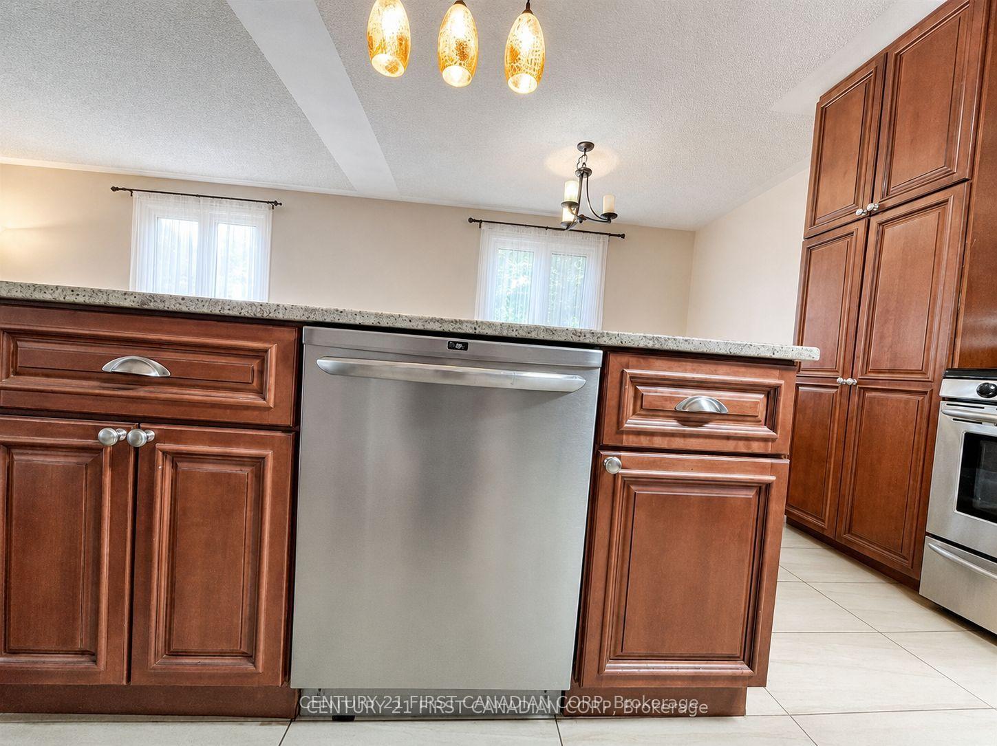 Photo 6 of 1341 Aldersbrook Road, London, North I — HOMEH