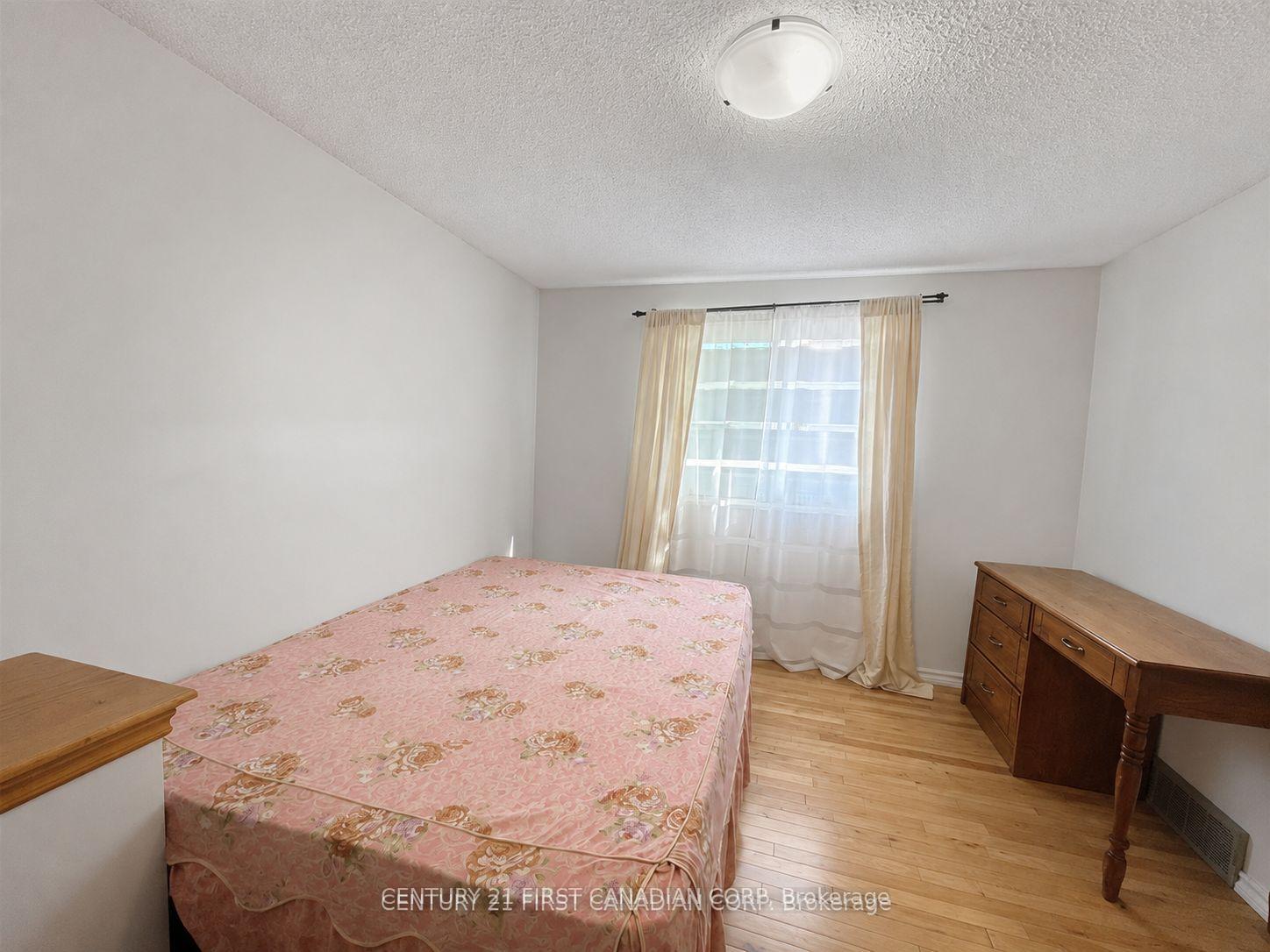 Photo 10 of 1341 Aldersbrook Road, London, North I — HOMEH