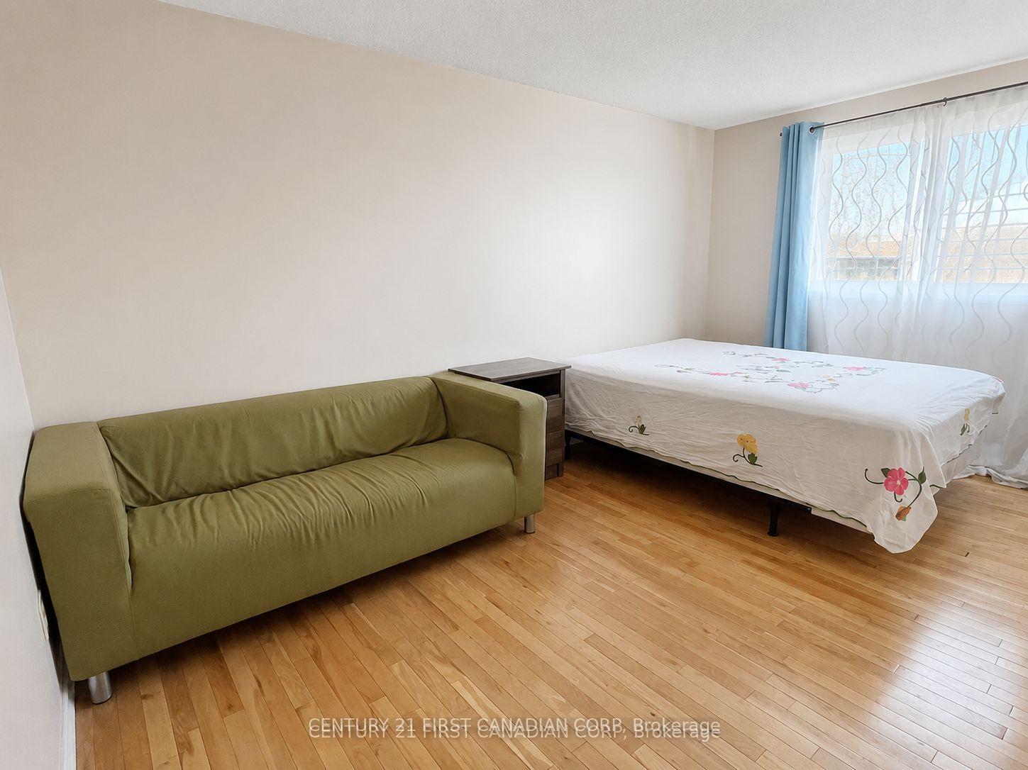 Photo 11 of 1341 Aldersbrook Road, London, North I — HOMEH