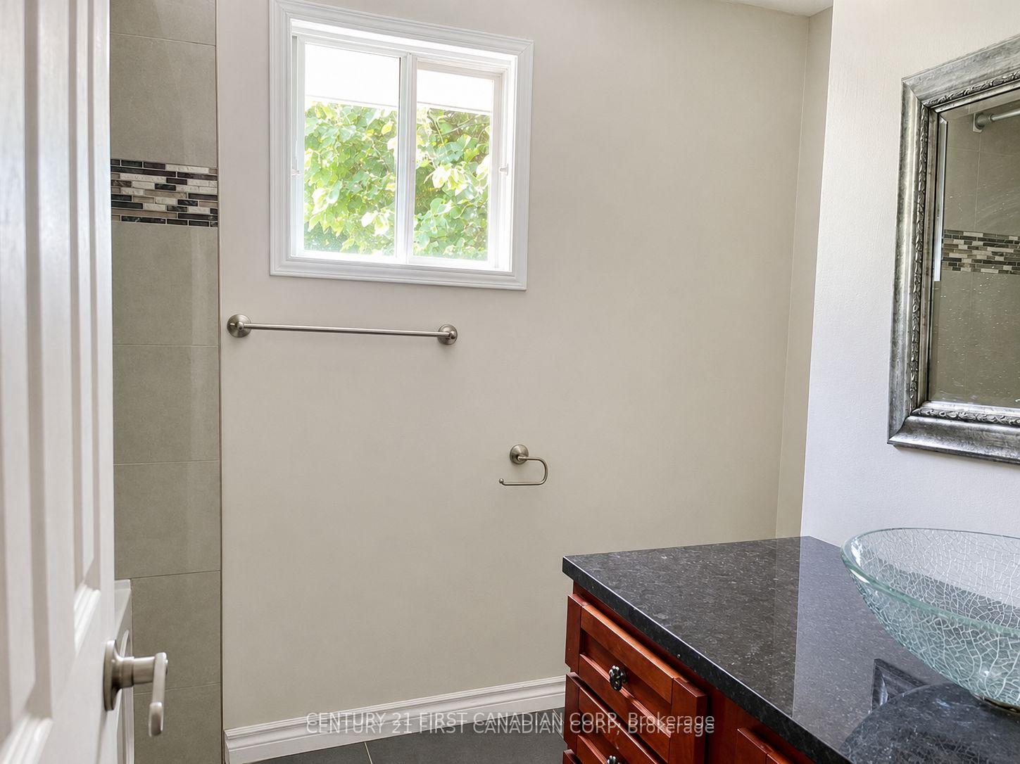 Photo 13 of 1341 Aldersbrook Road, London, North I — HOMEH