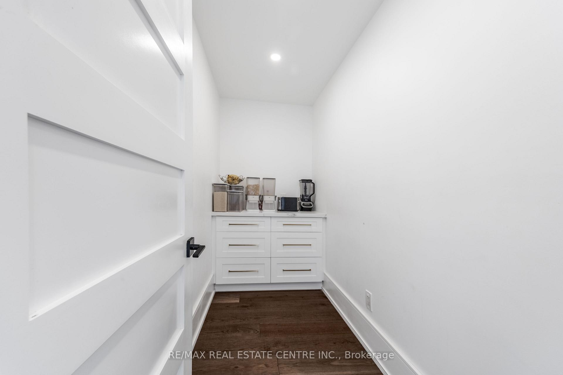 Photo 15 of 6 Country Lane Drive, Caledon, Palgrave — HOMEH