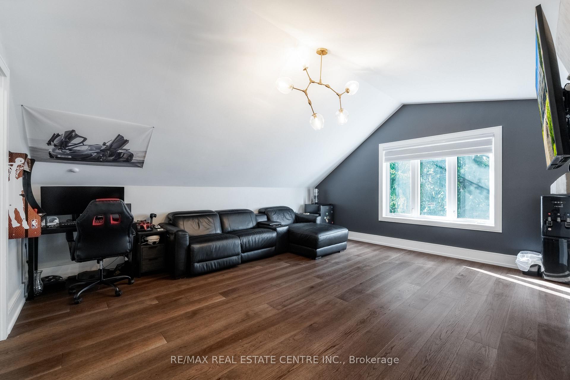 Photo 21 of 6 Country Lane Drive, Caledon, Palgrave — HOMEH