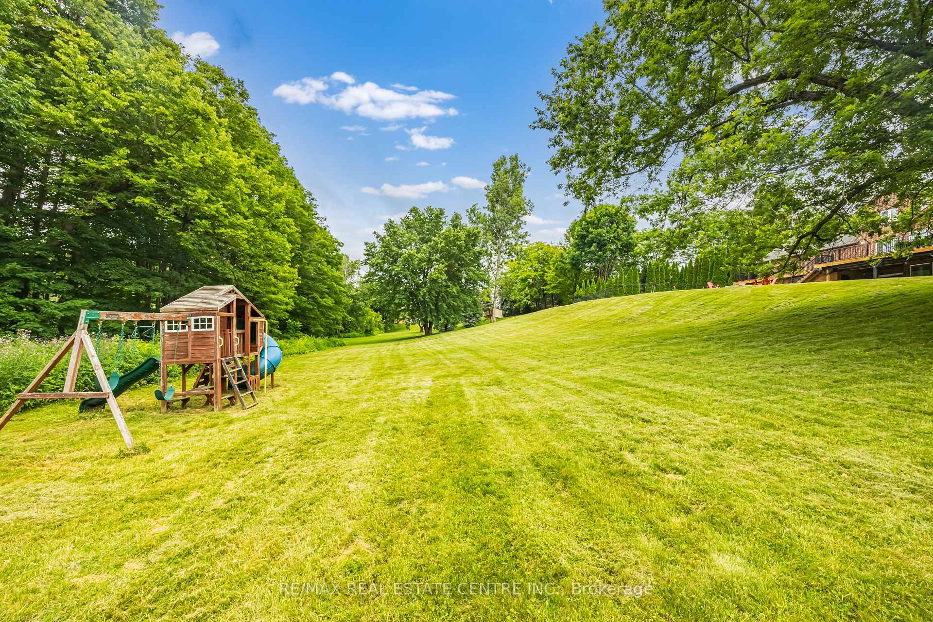 Photo 46 of 6 Country Lane Drive, Caledon, Palgrave — HOMEH