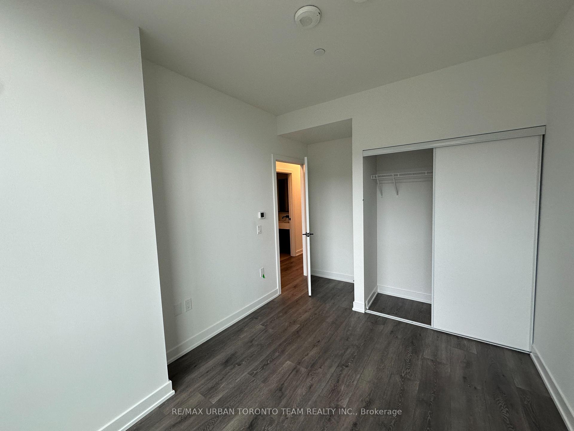 Photo 15 of Unit 901, 127 Broadway Avenue, Toronto, Mount Pleasant West — HOMEH