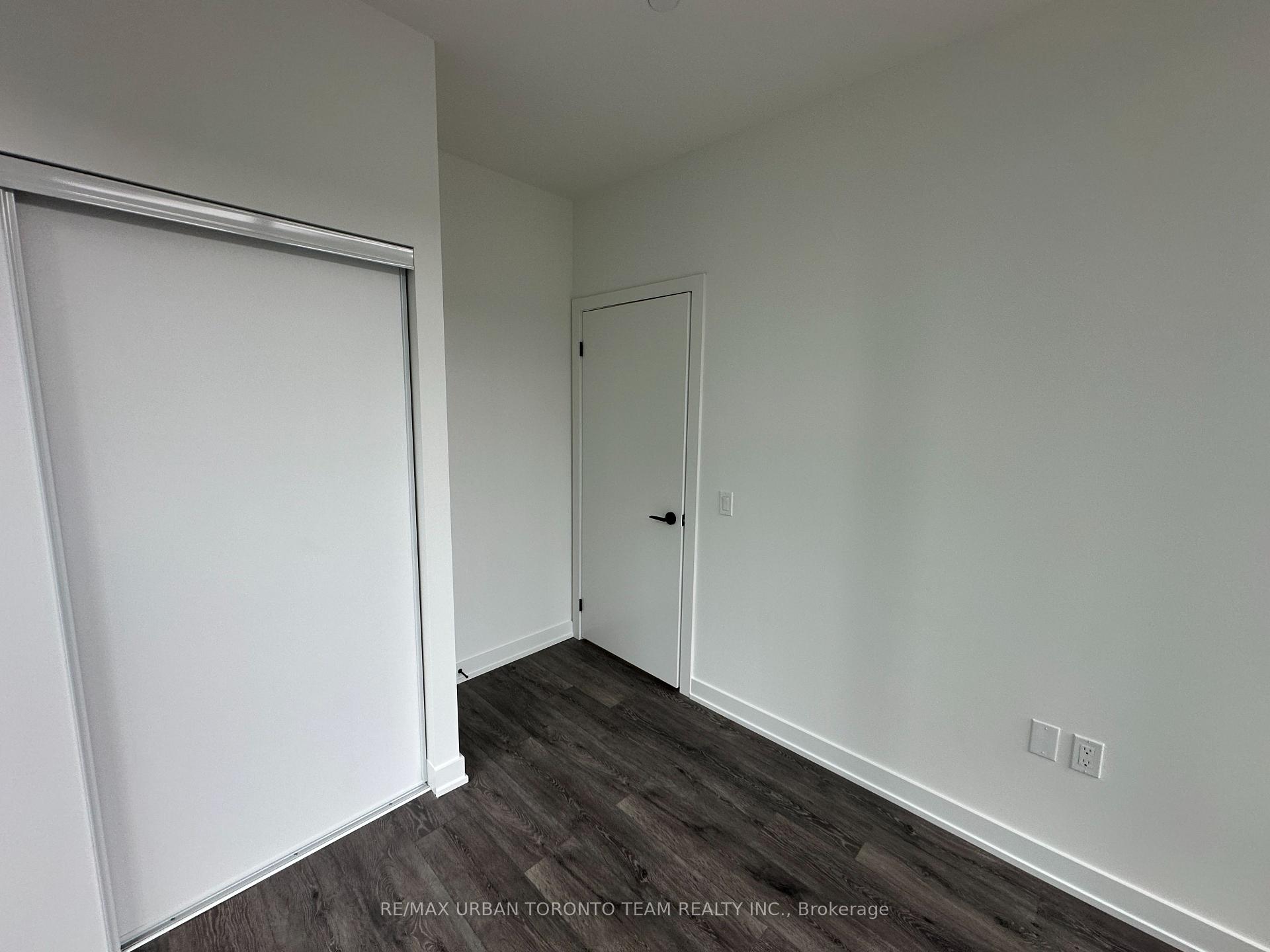 Photo 16 of Unit 901, 127 Broadway Avenue, Toronto, Mount Pleasant West — HOMEH