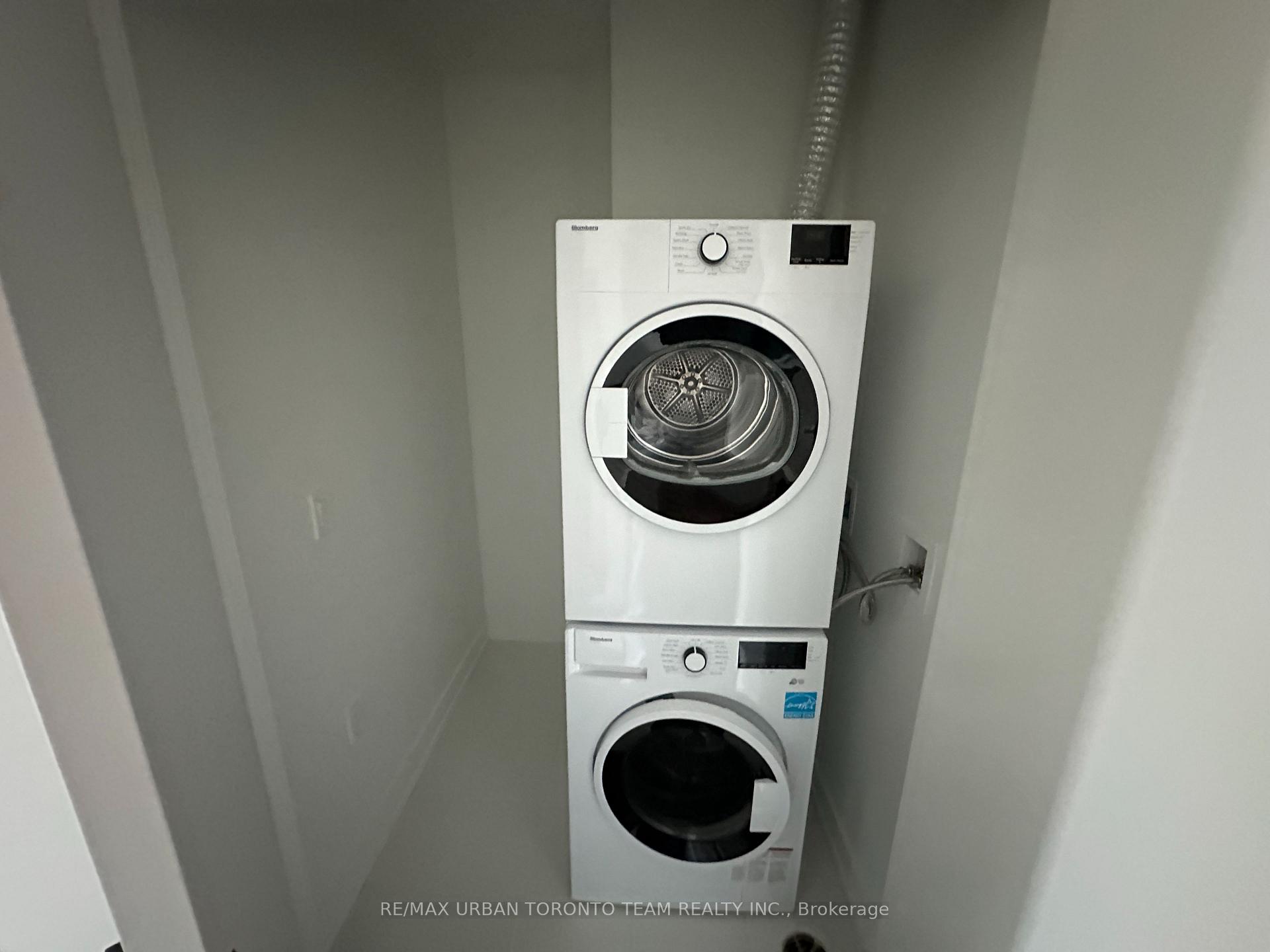 Photo 25 of Unit 901, 127 Broadway Avenue, Toronto, Mount Pleasant West — HOMEH