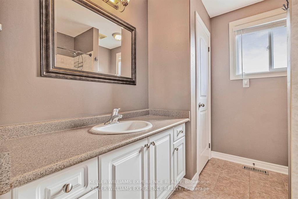 Photo 16 of 59 Mike Hart Drive, Essa, Angus — HOMEH