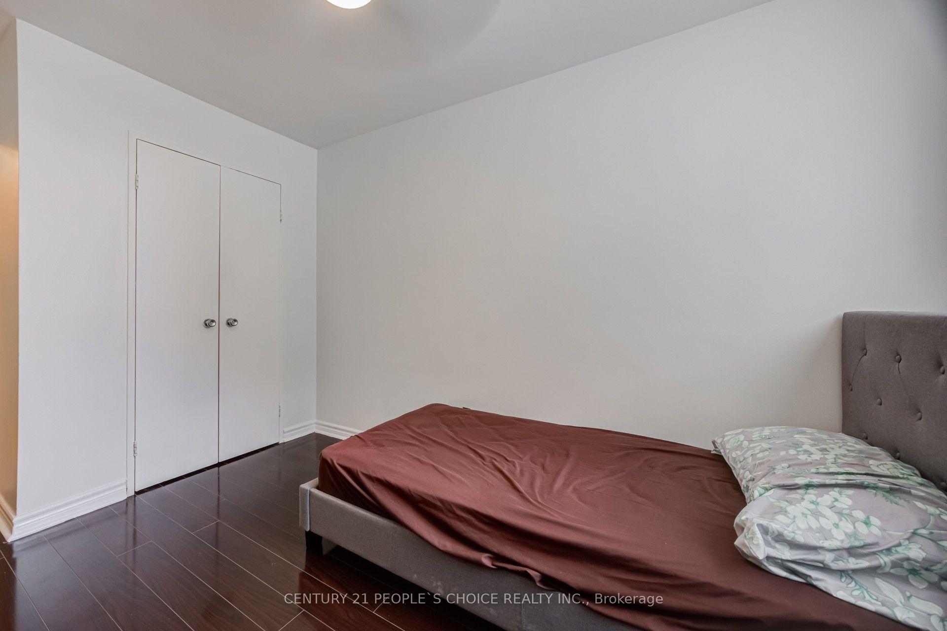 Photo 24 of Unit 207, 1 Four Winds Drive, North York, York University Heights — HOMEH