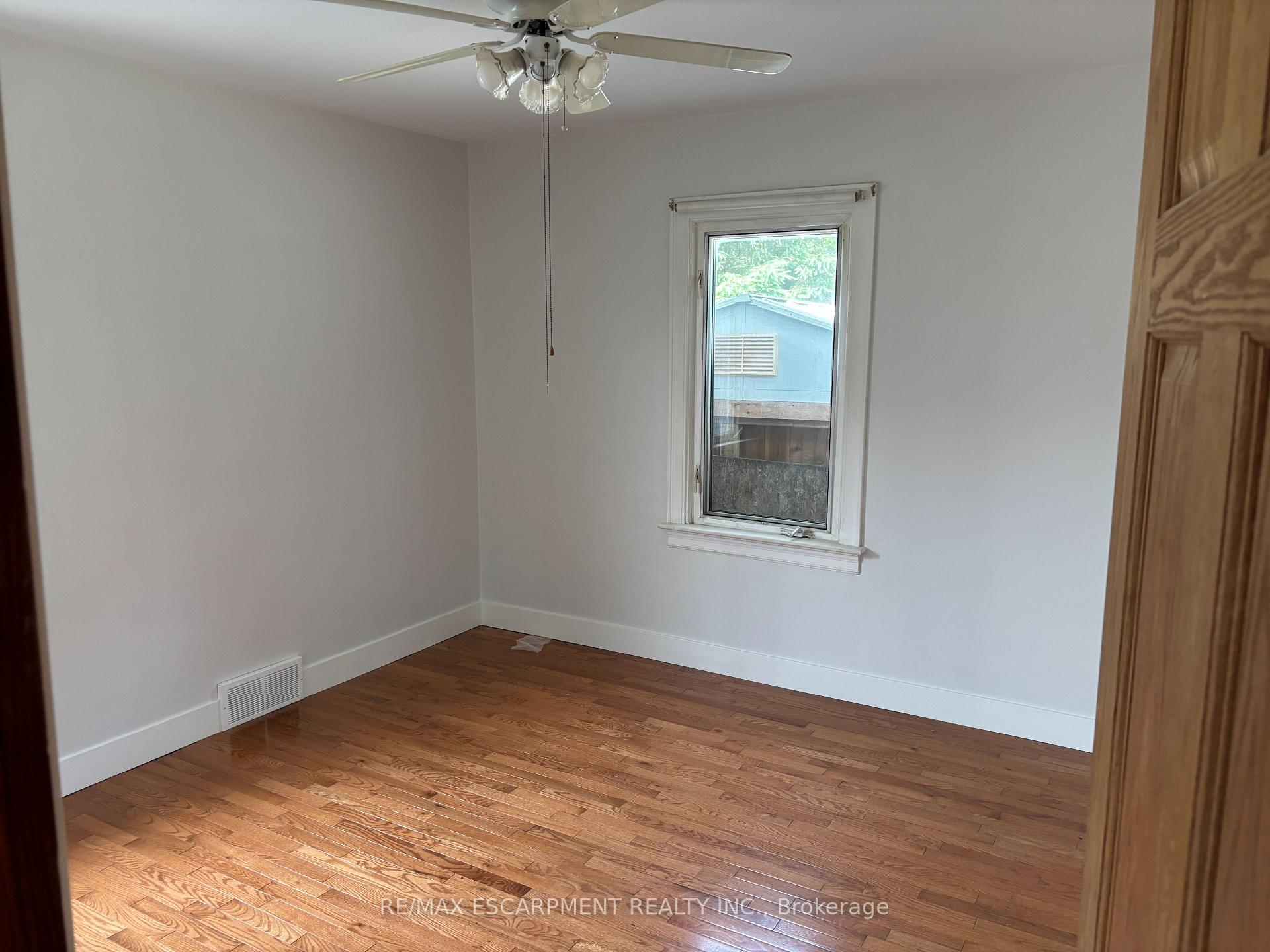 Photo 9 of Unit UPPER, 5648 Royal Manor Drive, Niagara Falls, Hospital — HOMEH