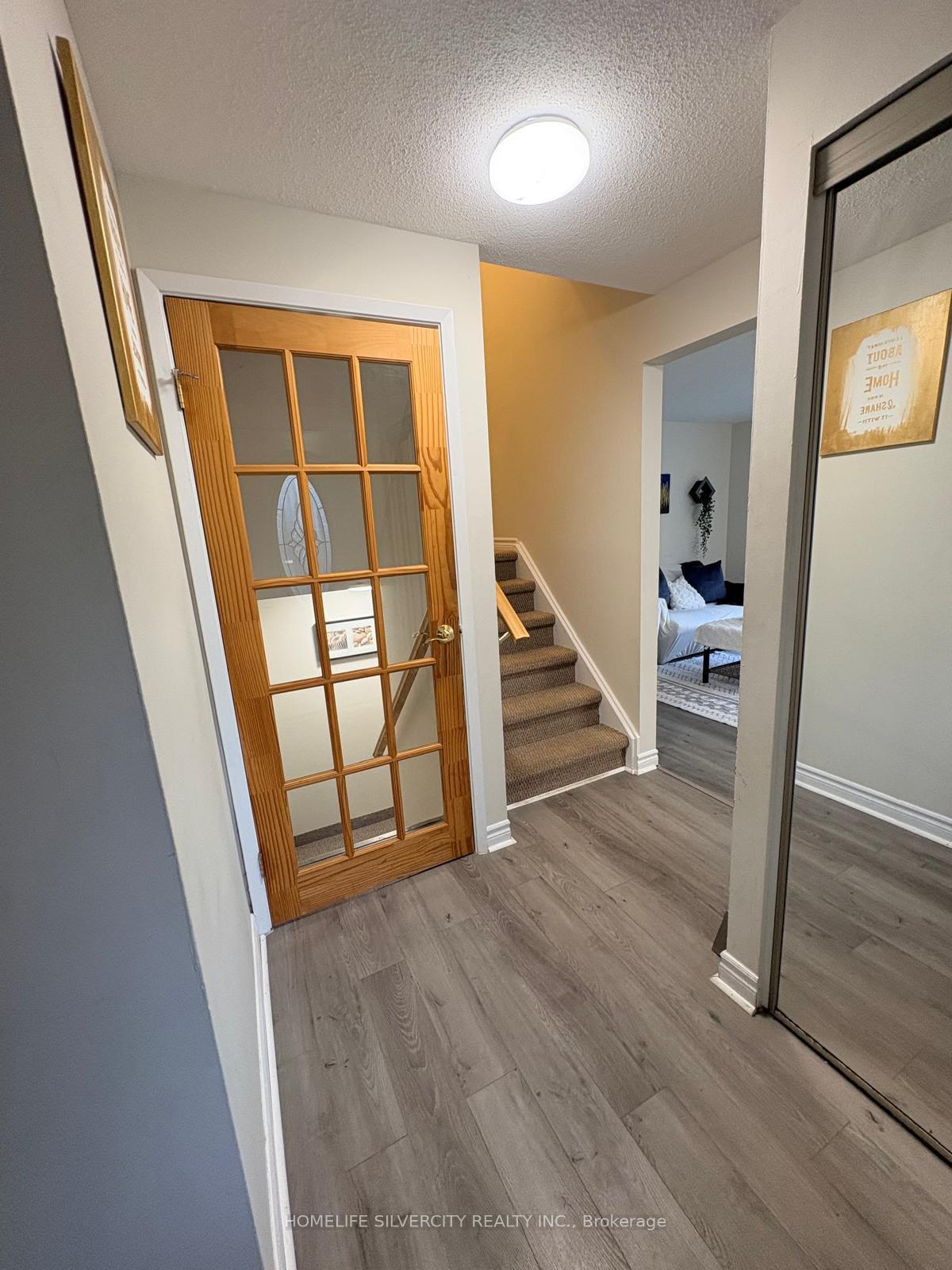 Photo 10 of 433 Lee Avenue, Waterloo, Lincoln Village — HOMEH