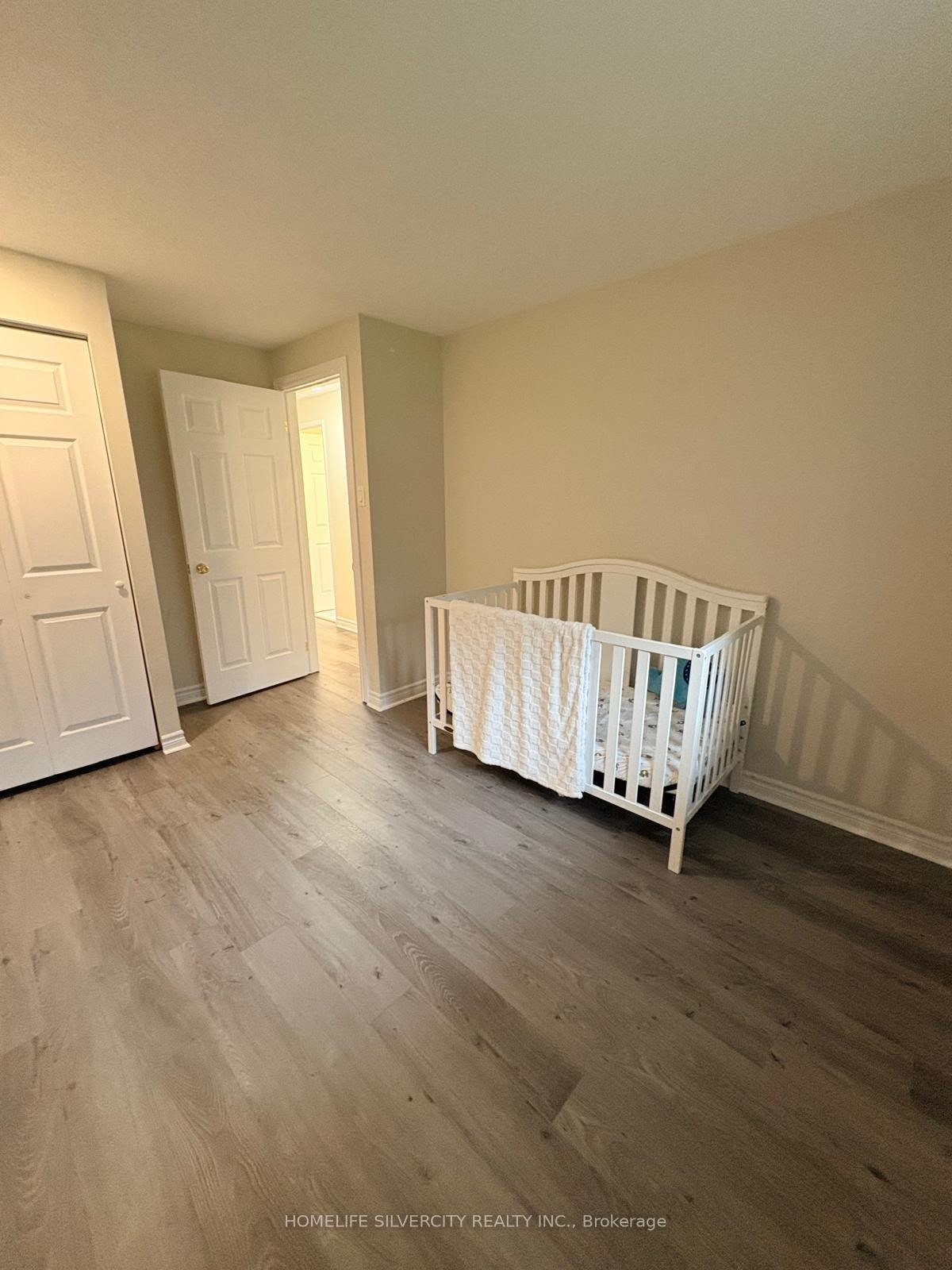 Photo 14 of 433 Lee Avenue, Waterloo, Lincoln Village — HOMEH