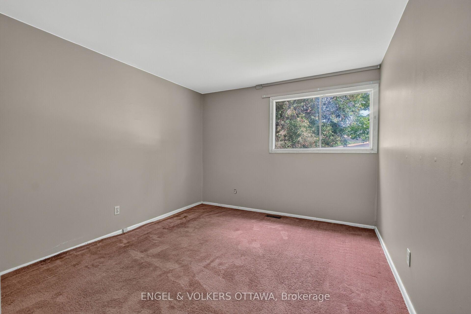 Photo 24 of 14 Oakview Avenue, Ottawa, Meadowlands/Crestview — HOMEH