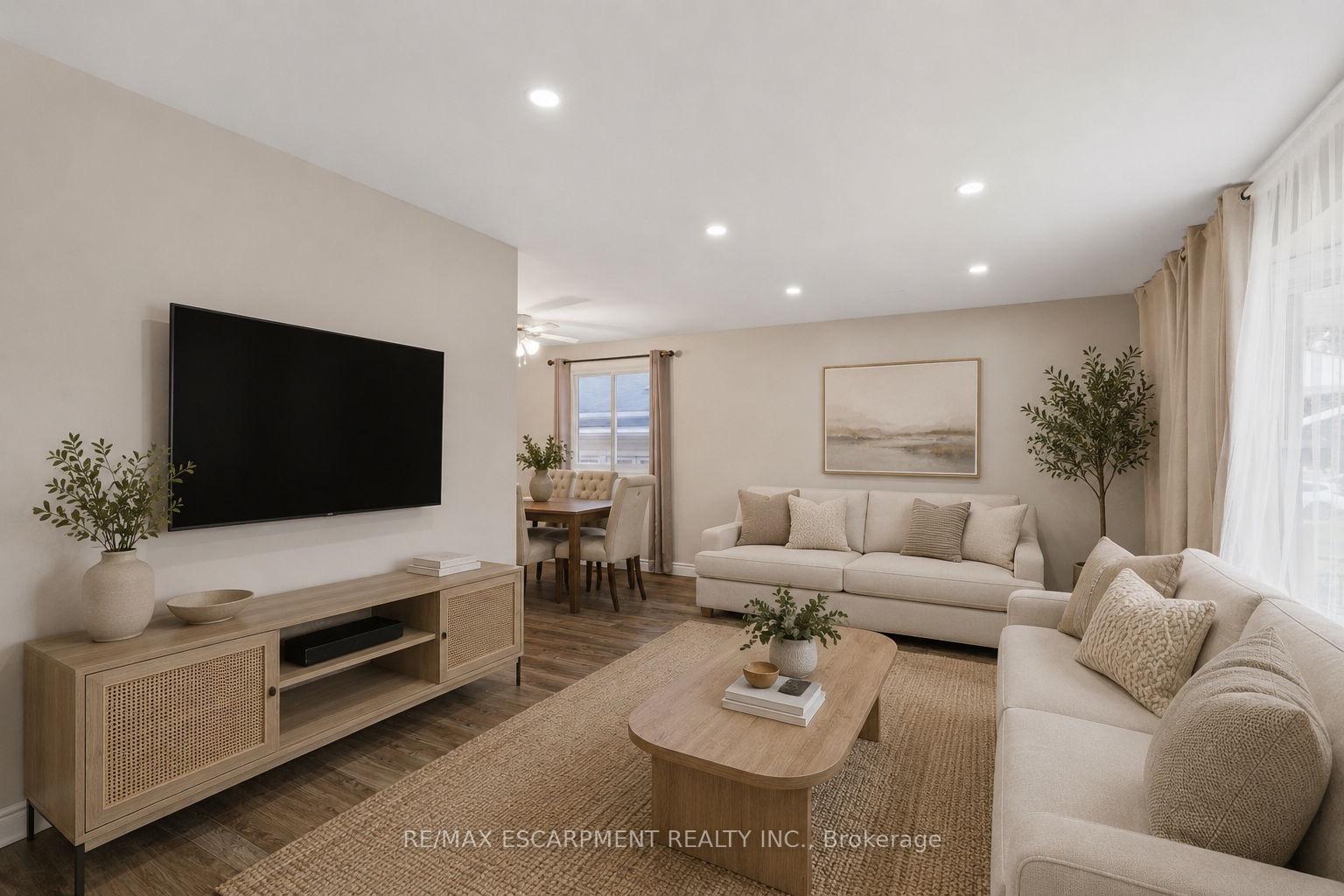 Photo 6 of 58 Vanier Place, St. Thomas — HOMEH