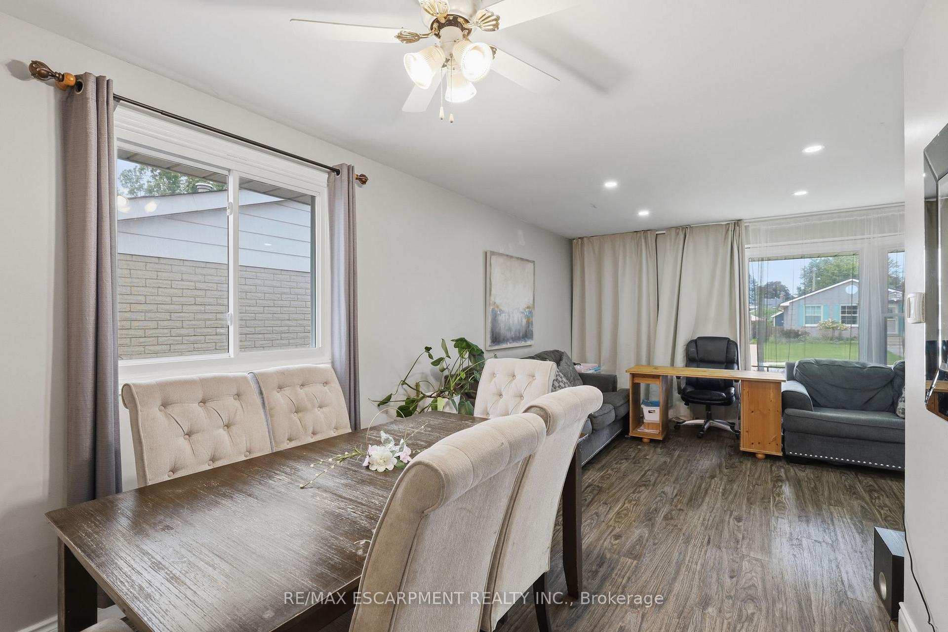 Photo 9 of 58 Vanier Place, St. Thomas — HOMEH