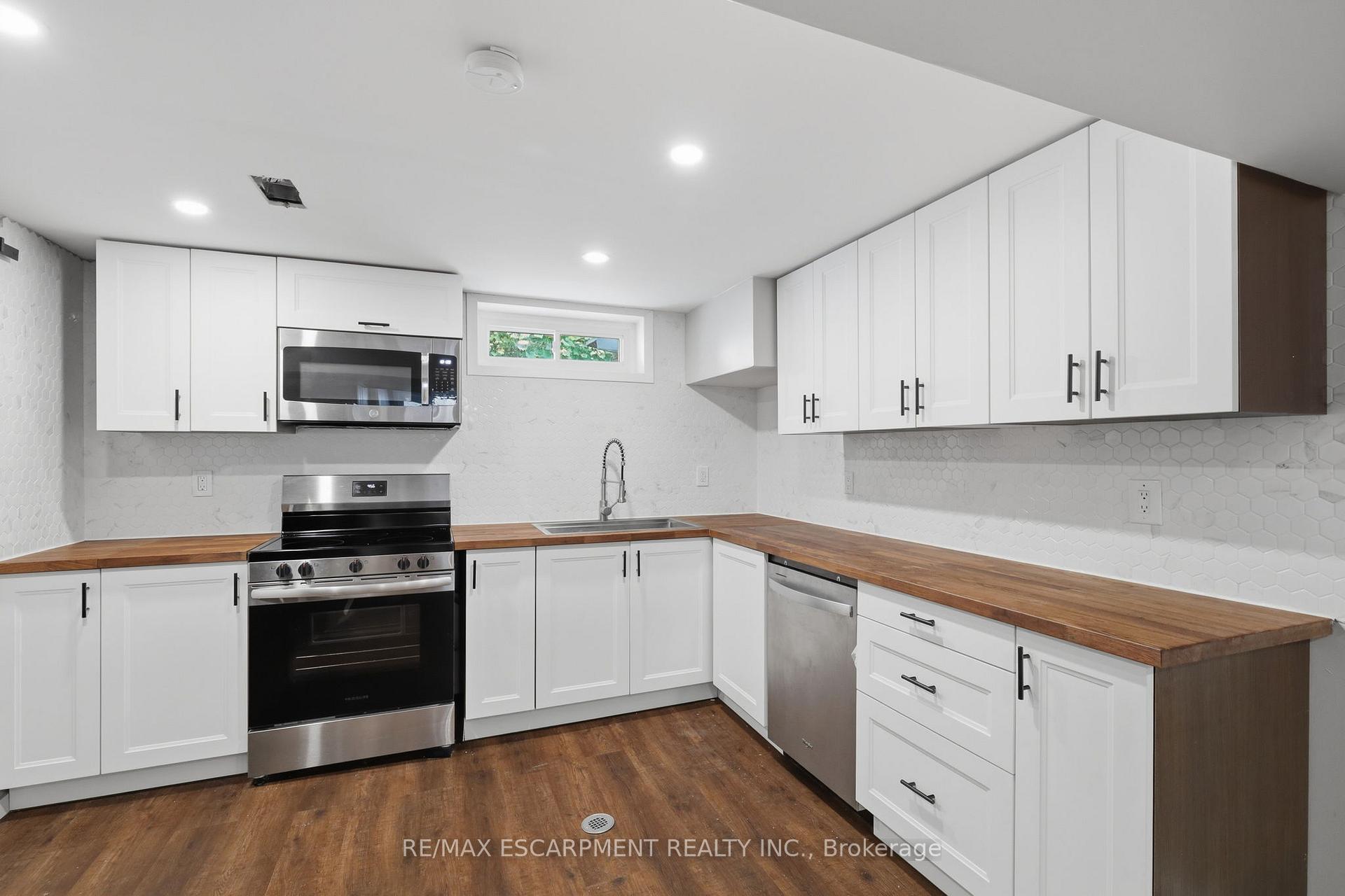 Photo 31 of 58 Vanier Place, St. Thomas — HOMEH