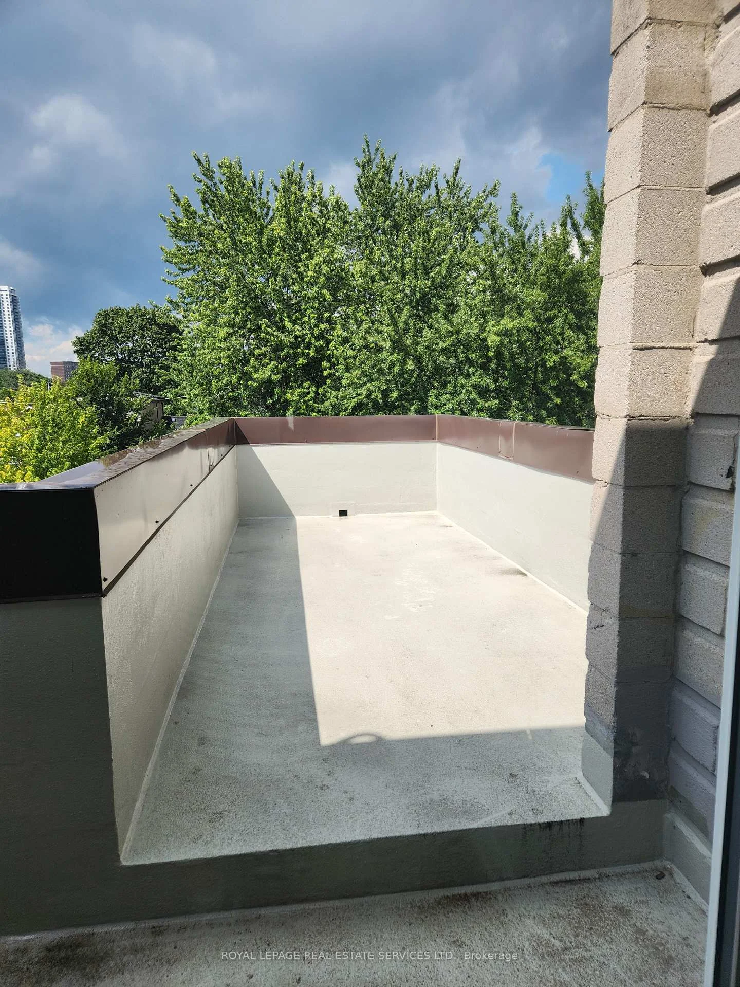 Photo 12 of Unit 302, 2820 Danforth Avenue, Toronto, East End-Danforth — HOMEH