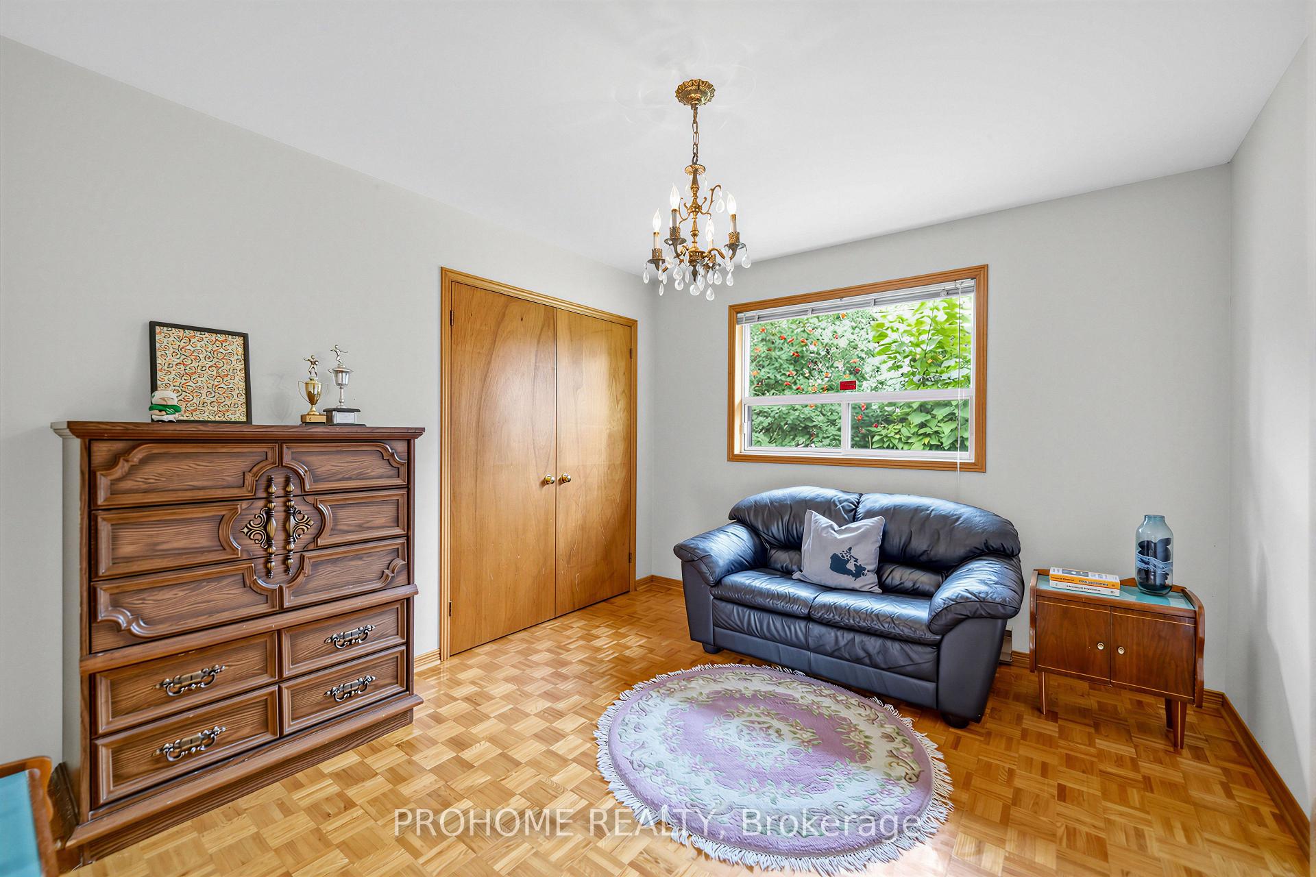 Photo 20 of 10 Joel Avenue, Georgina, Historic Lakeshore Communities — HOMEH