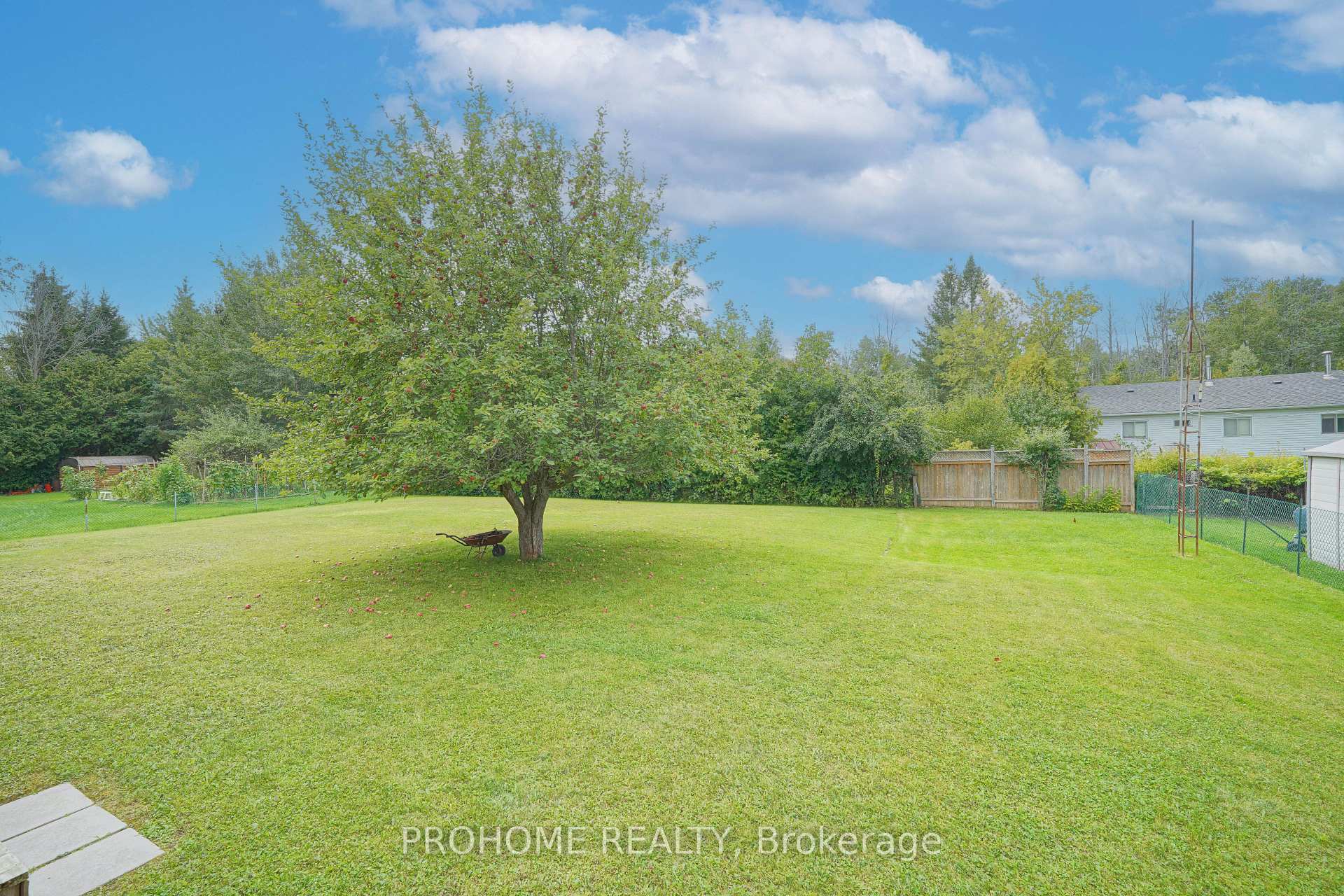 Photo 28 of 10 Joel Avenue, Georgina, Historic Lakeshore Communities — HOMEH