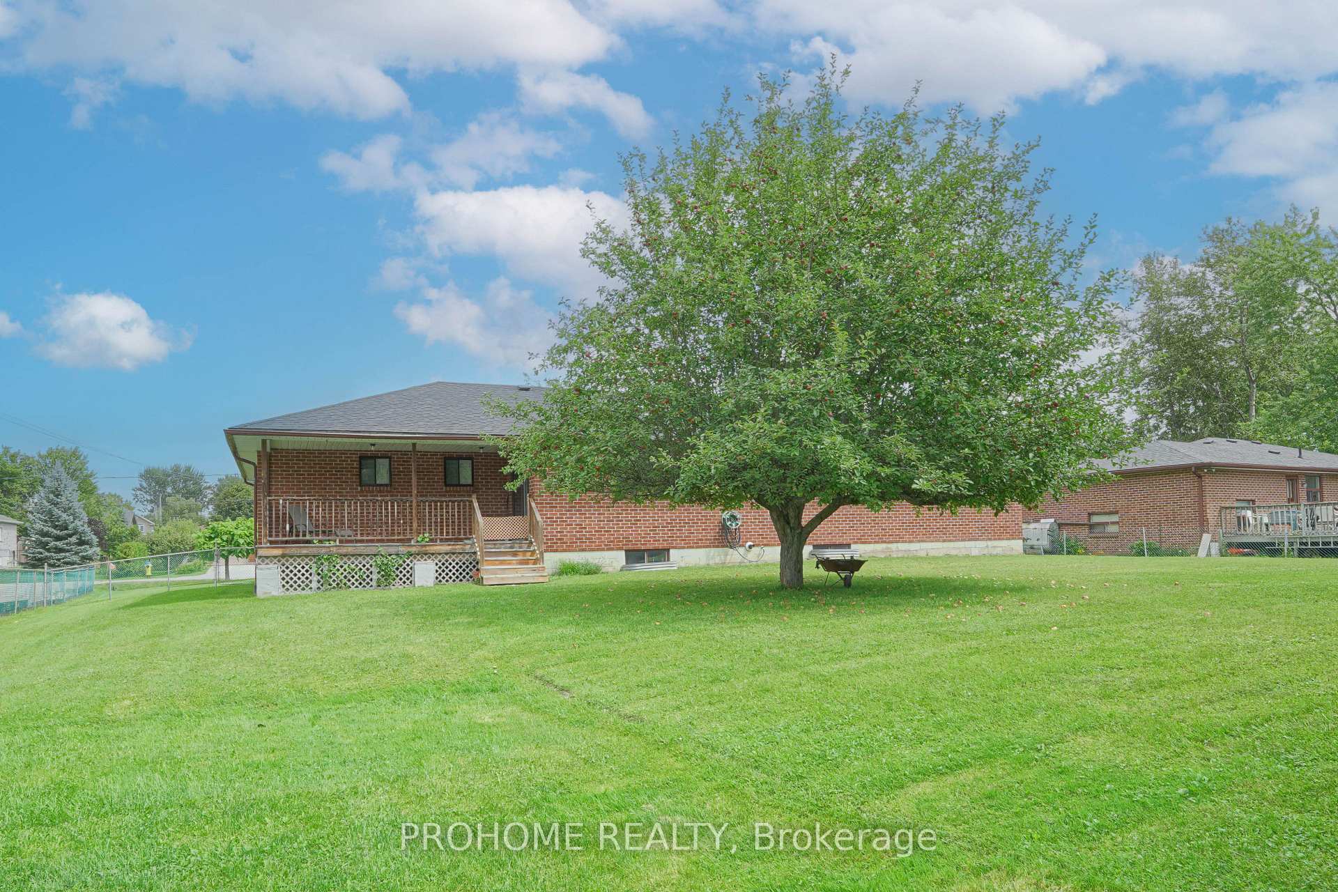 Photo 29 of 10 Joel Avenue, Georgina, Historic Lakeshore Communities — HOMEH