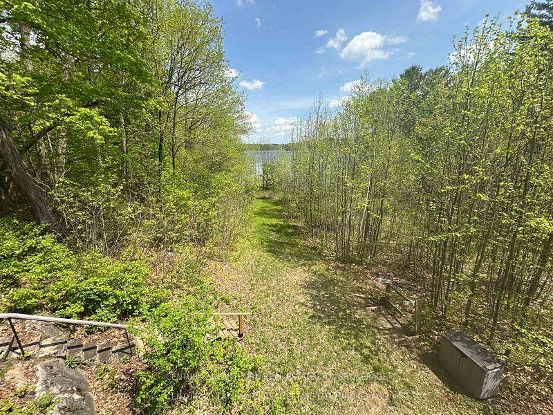 Photo 6 of 1024 Harrington Lane, Frontenac, Frontenac Centre — HOMEH