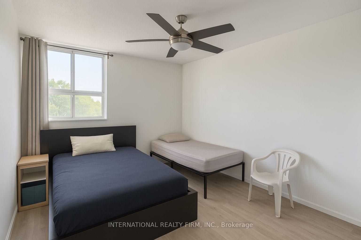 Photo 5 of Unit 301, 15 Albright Road, Hamilton, Vincent — HOMEH