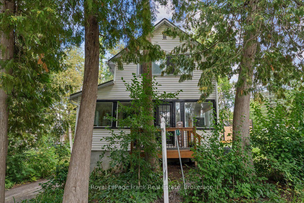 Photo 5 of 14 Lenal Street, Kawartha Lakes, Verulam — HOMEH