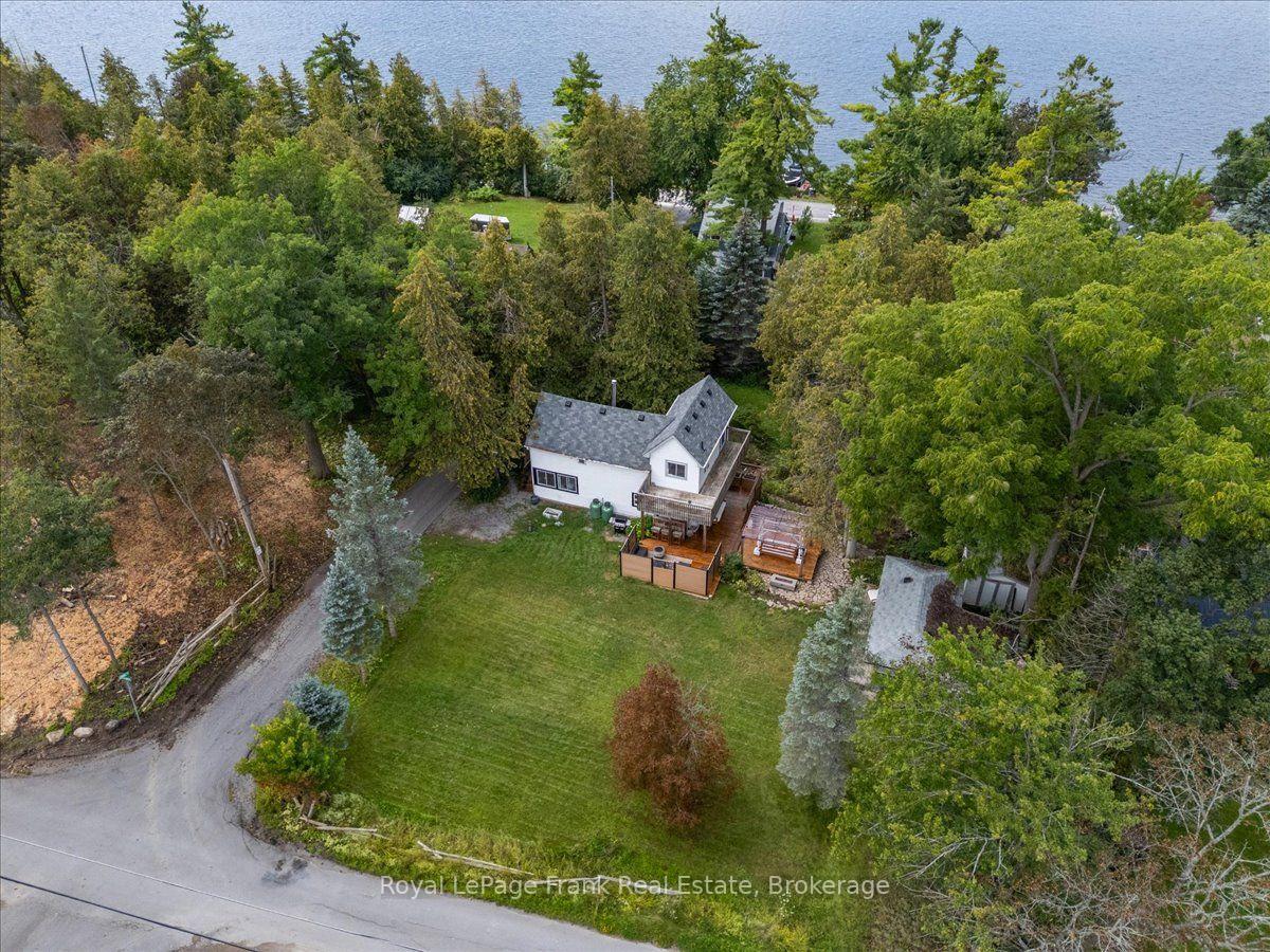 Photo 3 of 14 Lenal Street, Kawartha Lakes, Verulam — HOMEH